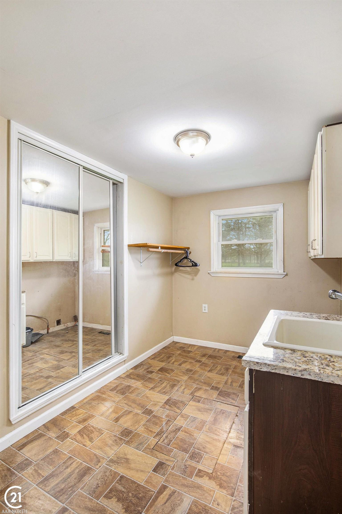 6424 Hunters Creek Road, Imlay City, MI 48444 — Photo 15