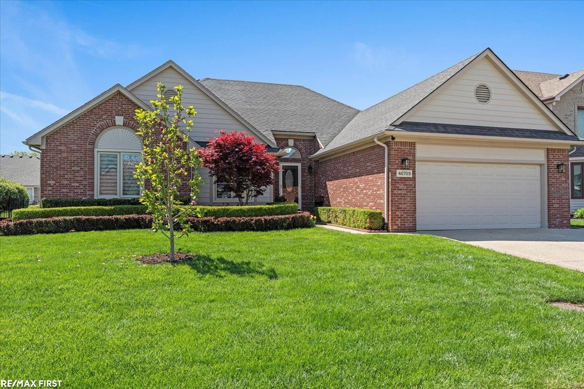 46709 Covington Drive, Macomb, MI 48044 — Photo 3