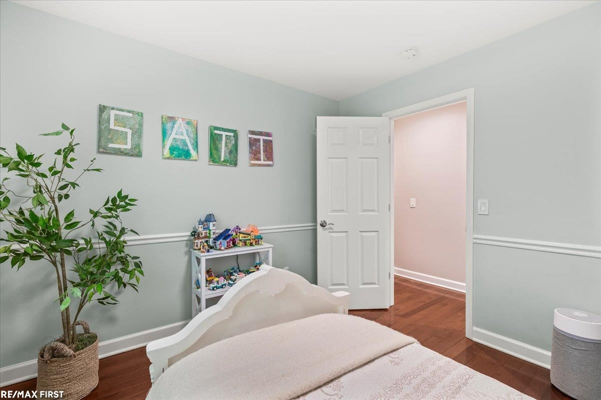 46709 Covington Drive, Macomb, MI 48044 — Photo 17