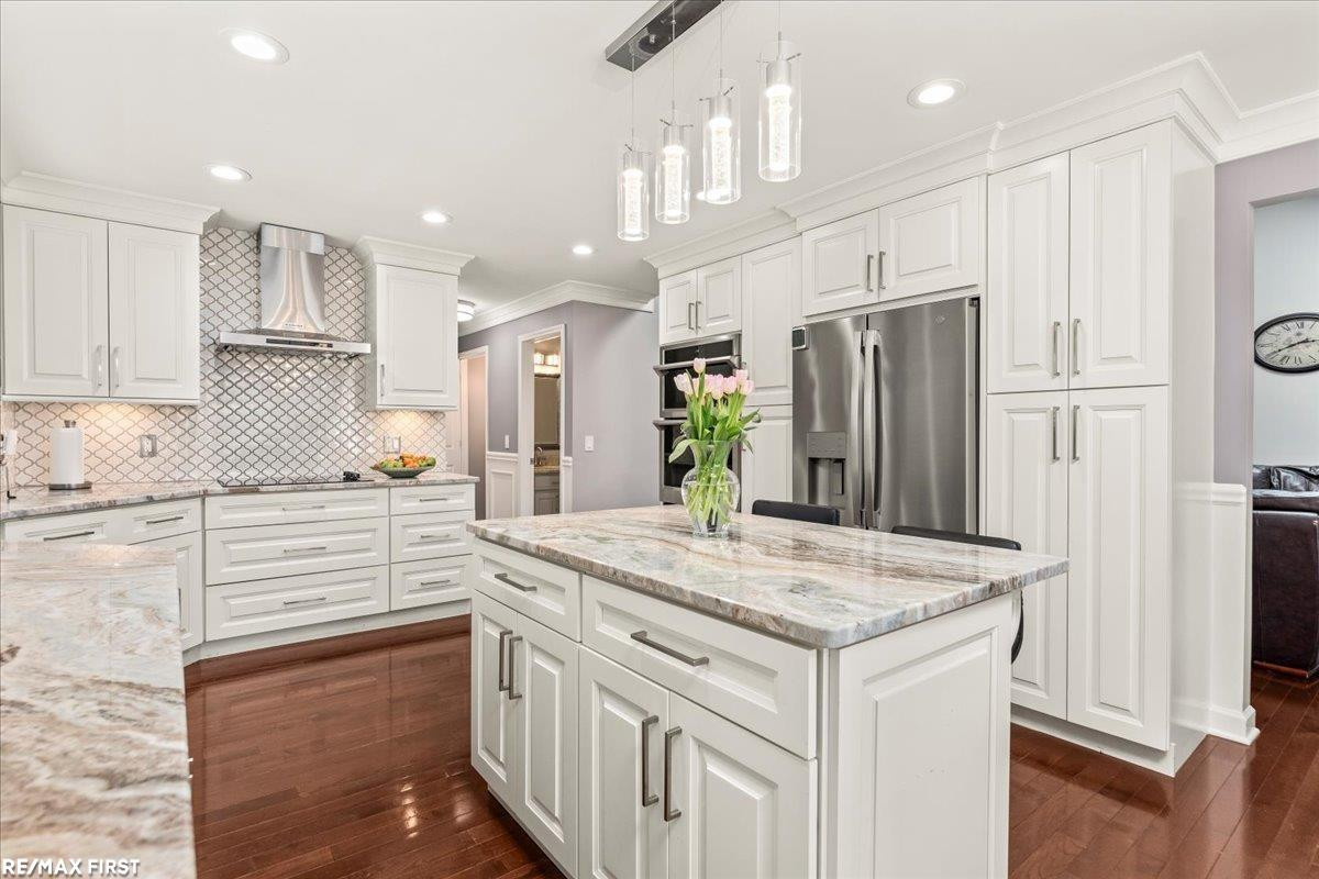 46709 Covington Drive, Macomb, MI 48044 — Photo 25