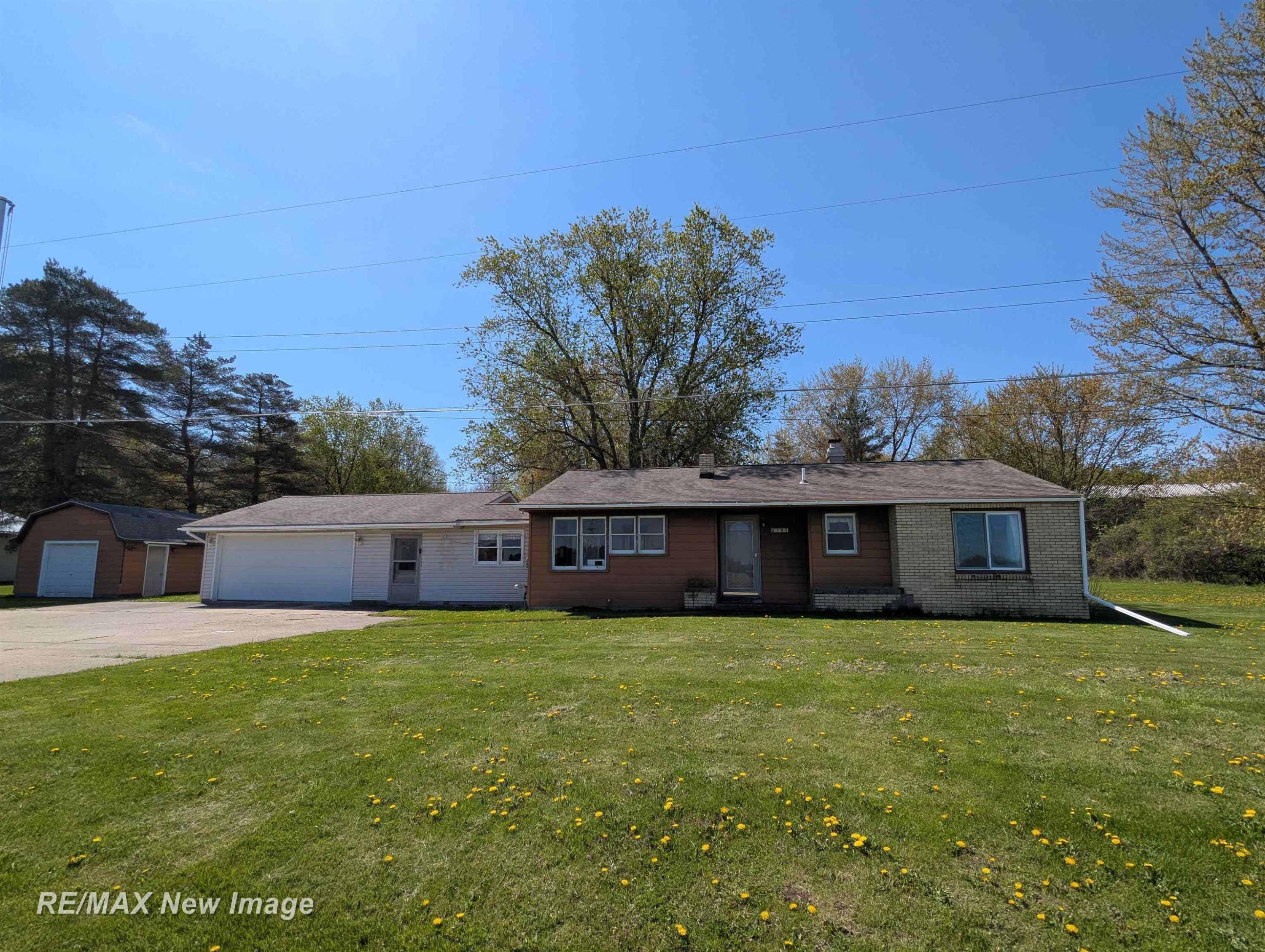 6394 Curtis Road, Bridgeport, MI 48722
