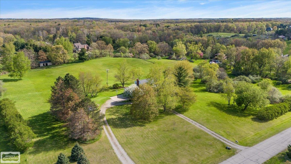 1151 Glen Meadow Lane, Leonard, MI 48367 — Photo 12