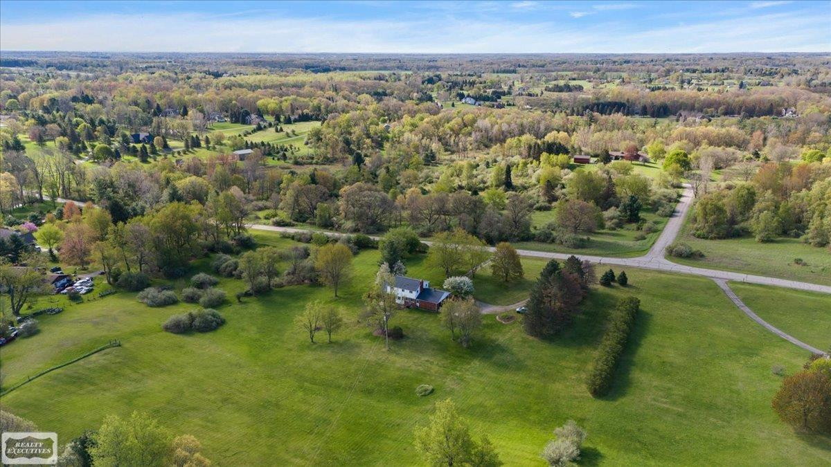 1151 Glen Meadow Lane, Leonard, MI 48367 — Photo 23