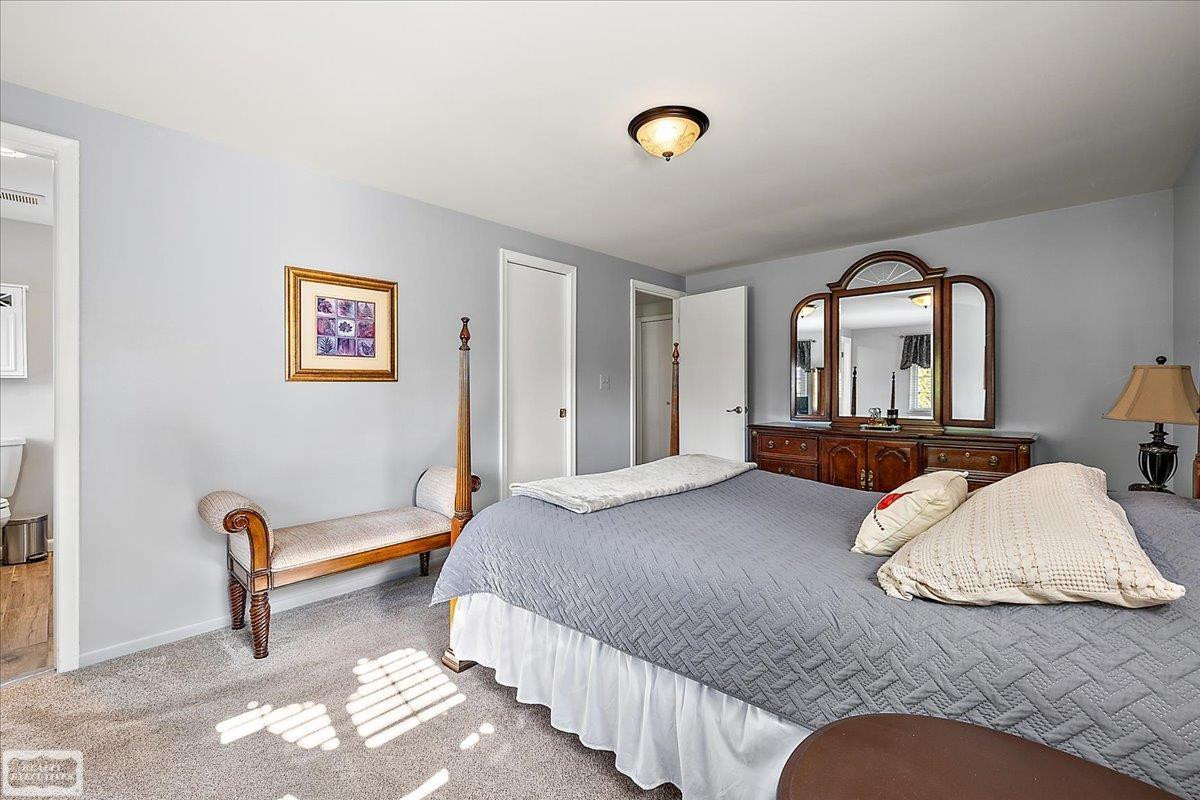 1151 Glen Meadow Lane, Leonard, MI 48367 — Photo 48