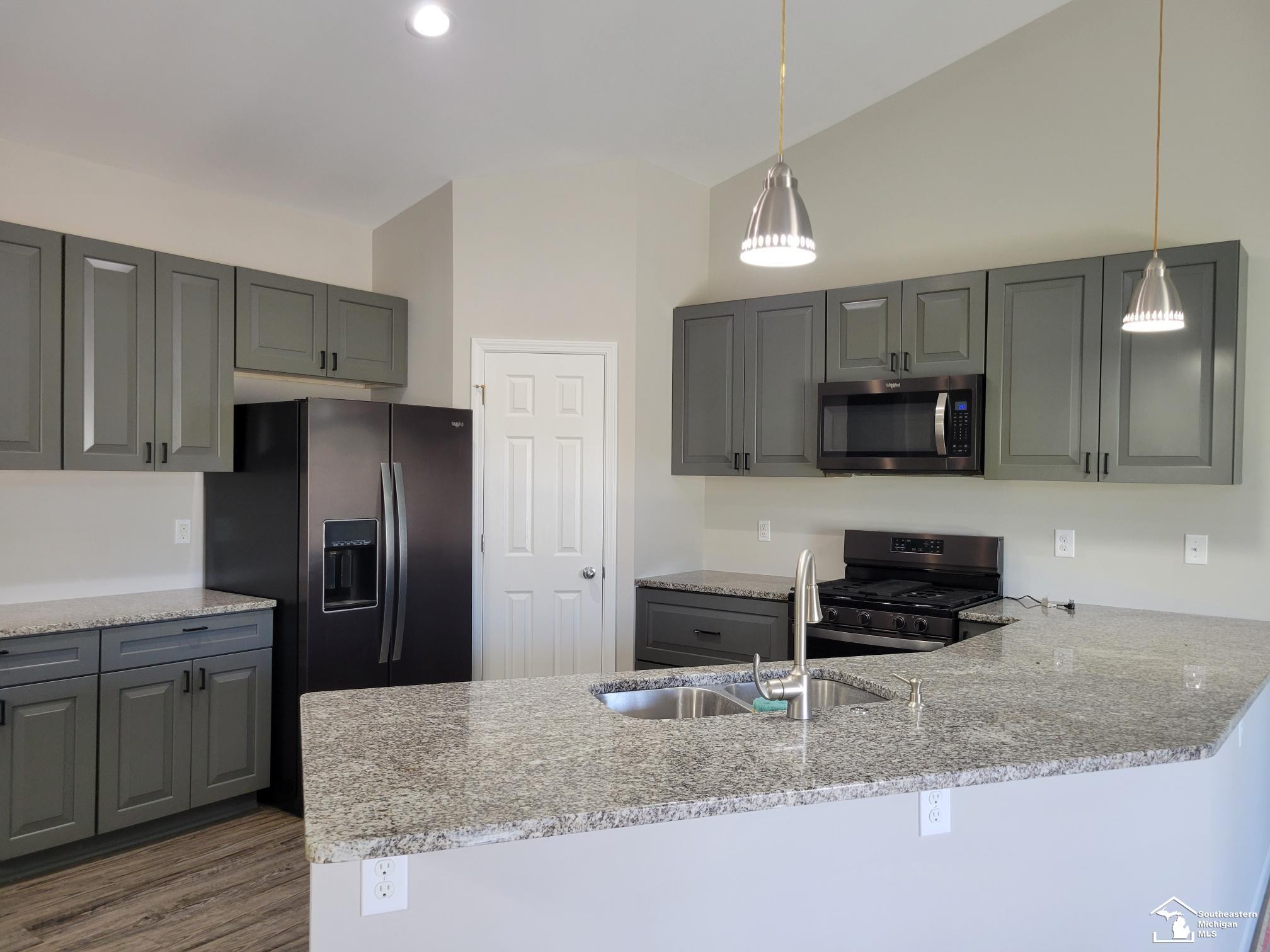939 Kay Street, Milan, MI 48160 — Photo 3