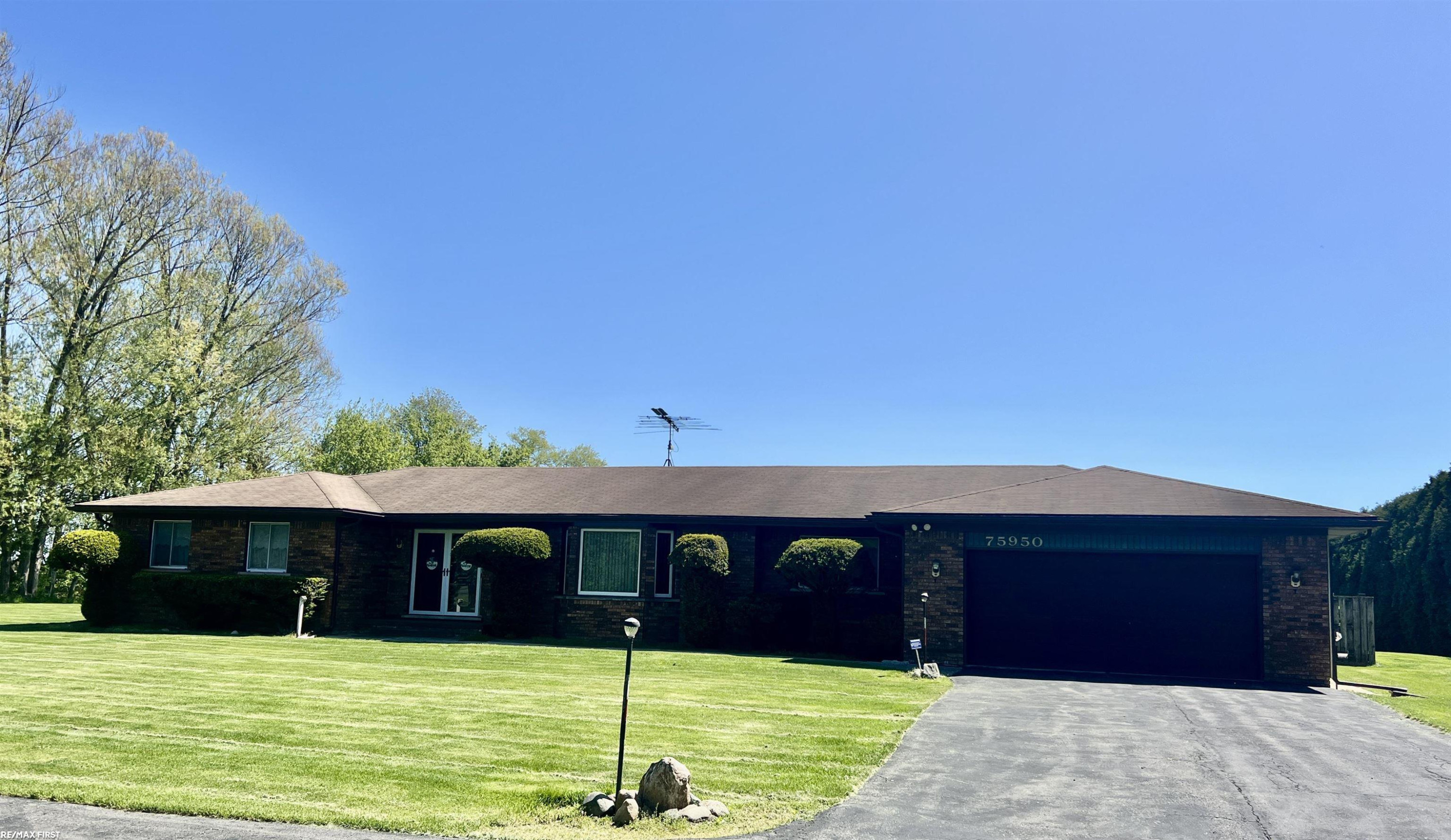 75950 Memphis Ridge Road, MI 48062 — Photo 2