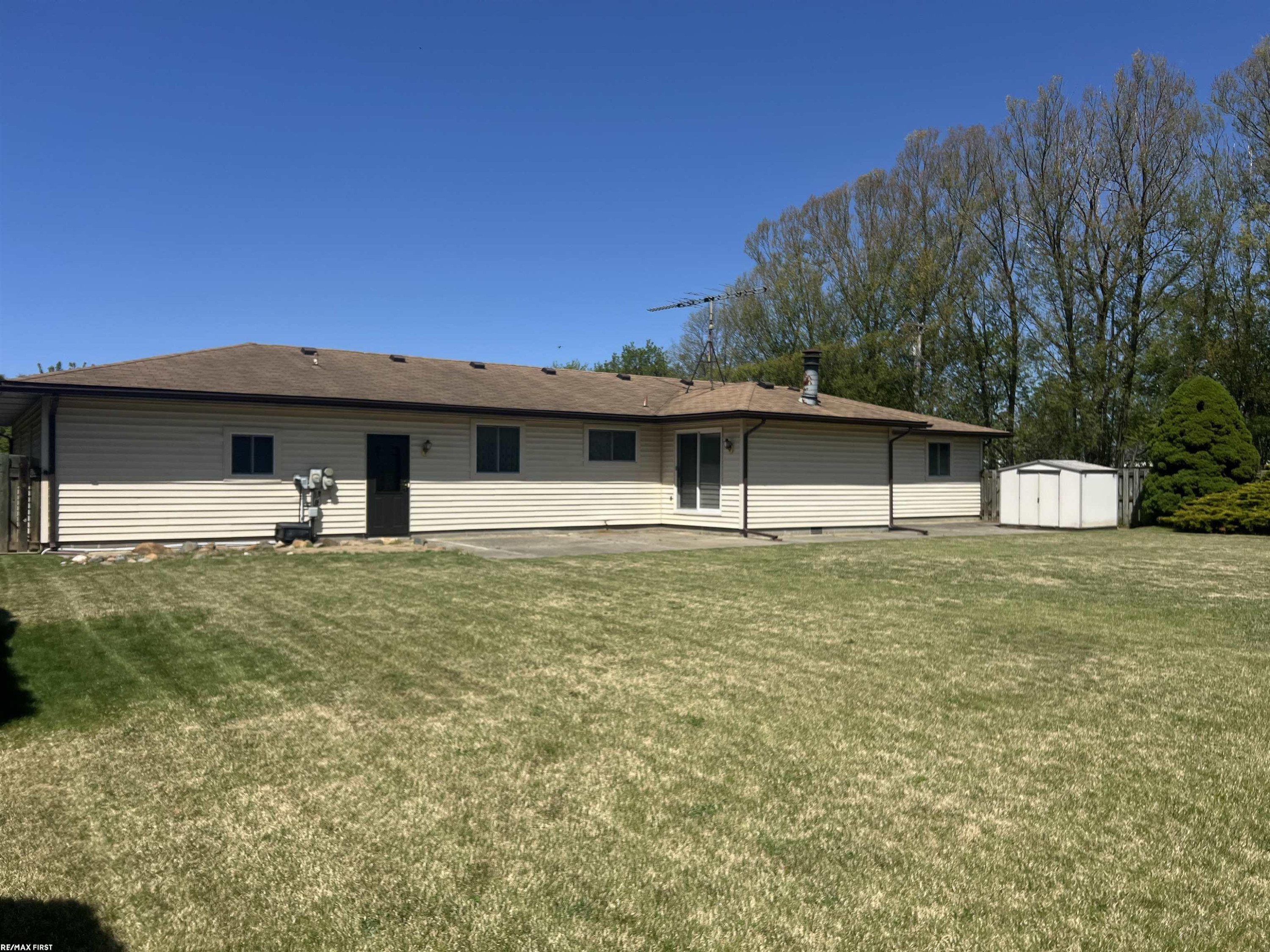 75950 Memphis Ridge Road, MI 48062 — Photo 7