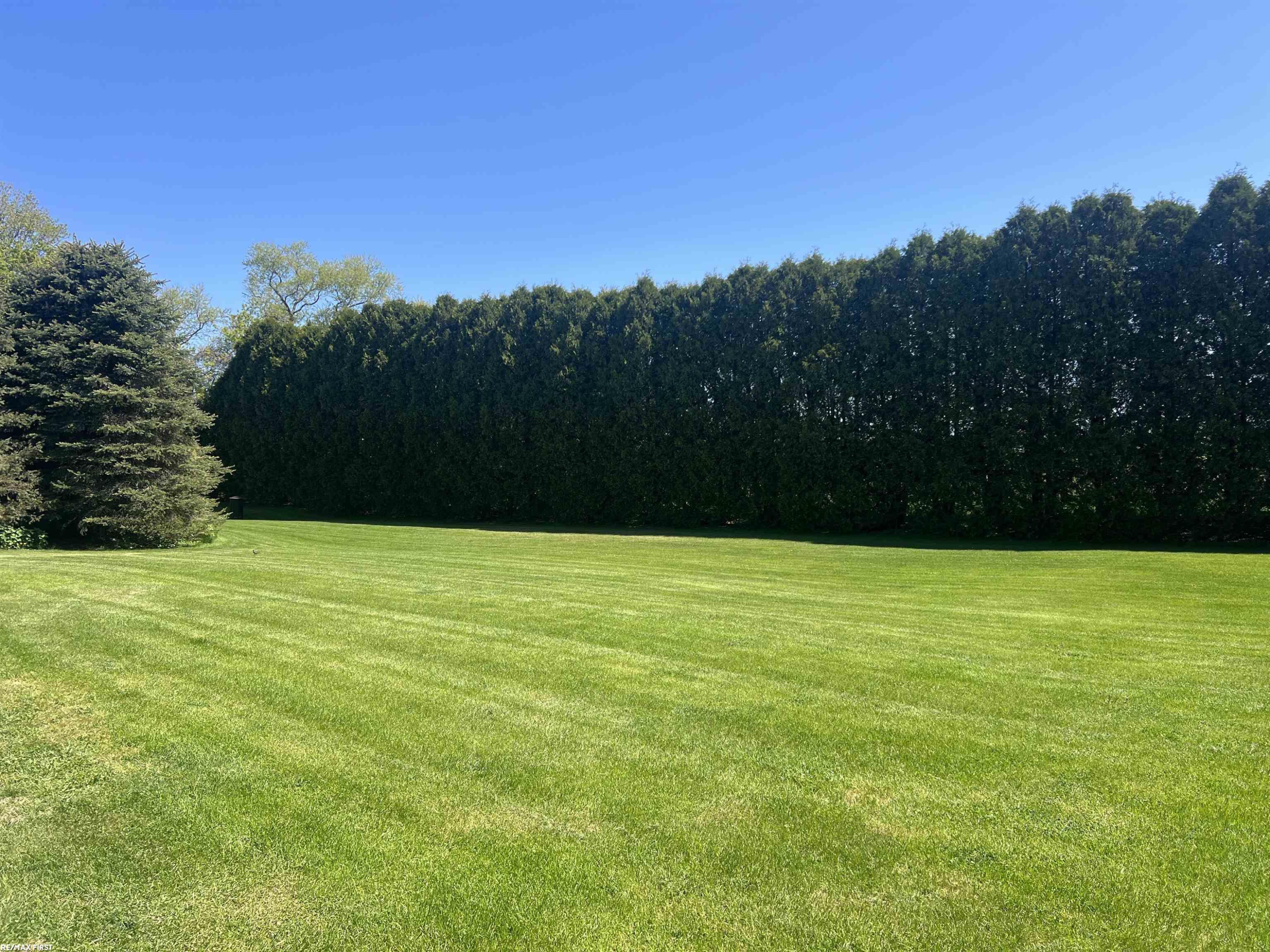 75950 Memphis Ridge Road, MI 48062 — Photo 12