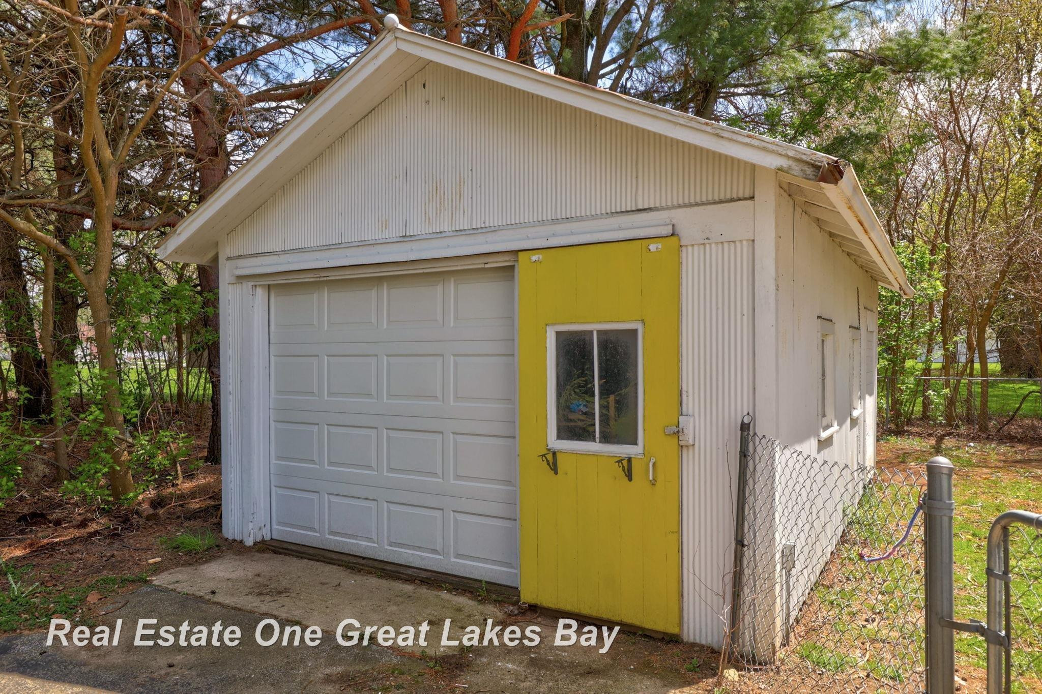 12890 Wadsworth Road, Reese, MI 48757 — Photo 25