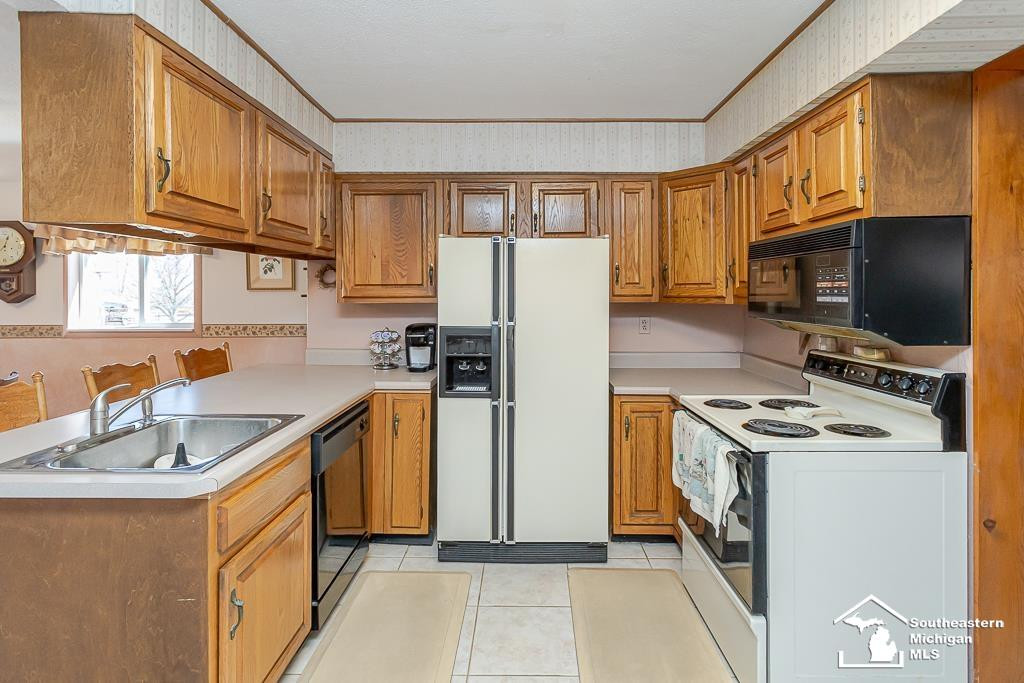 7109 iroquois Drive, Erie, MI — Photo 11