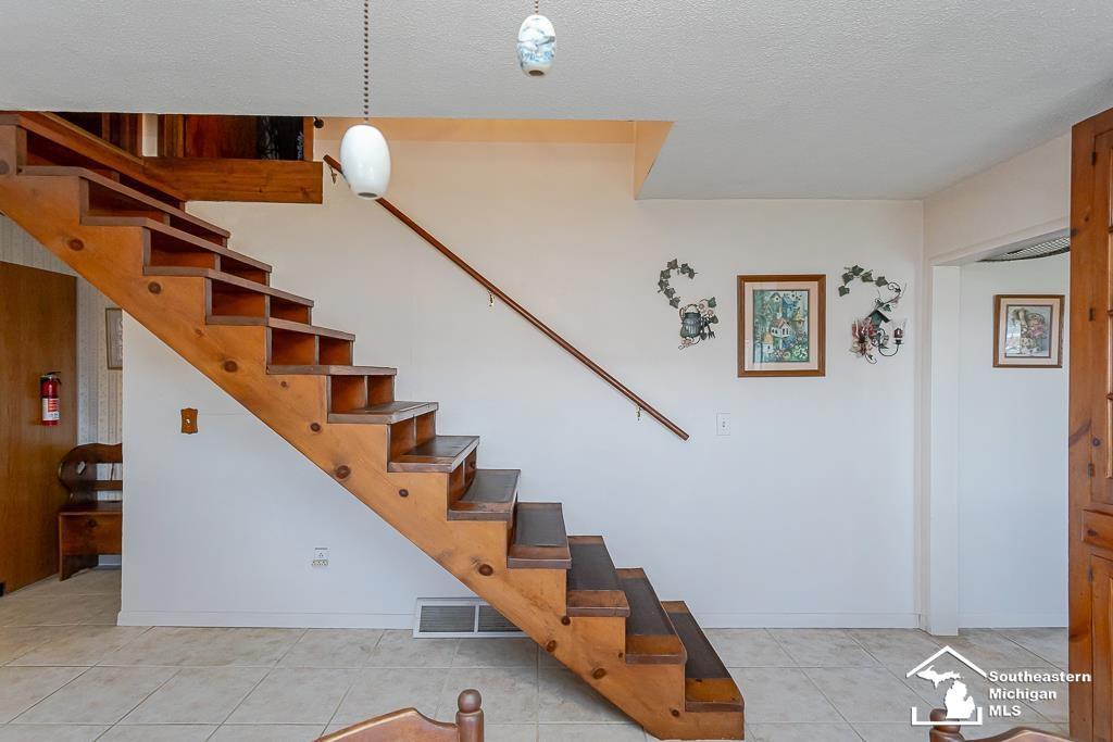 7109 iroquois Drive, Erie, MI — Photo 17