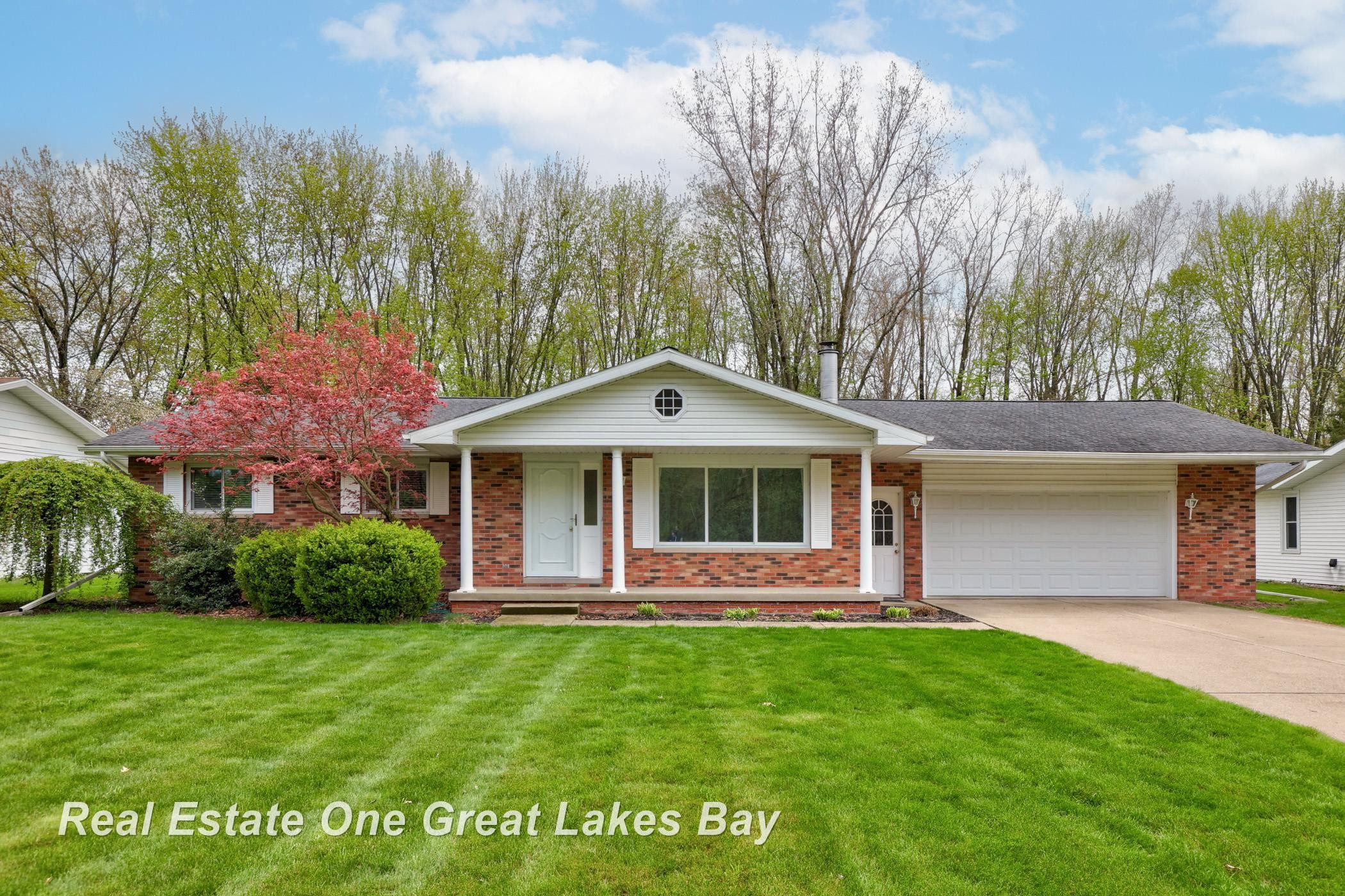5234 McGrandy Road, Bridgeport, MI 48722 — front exterior