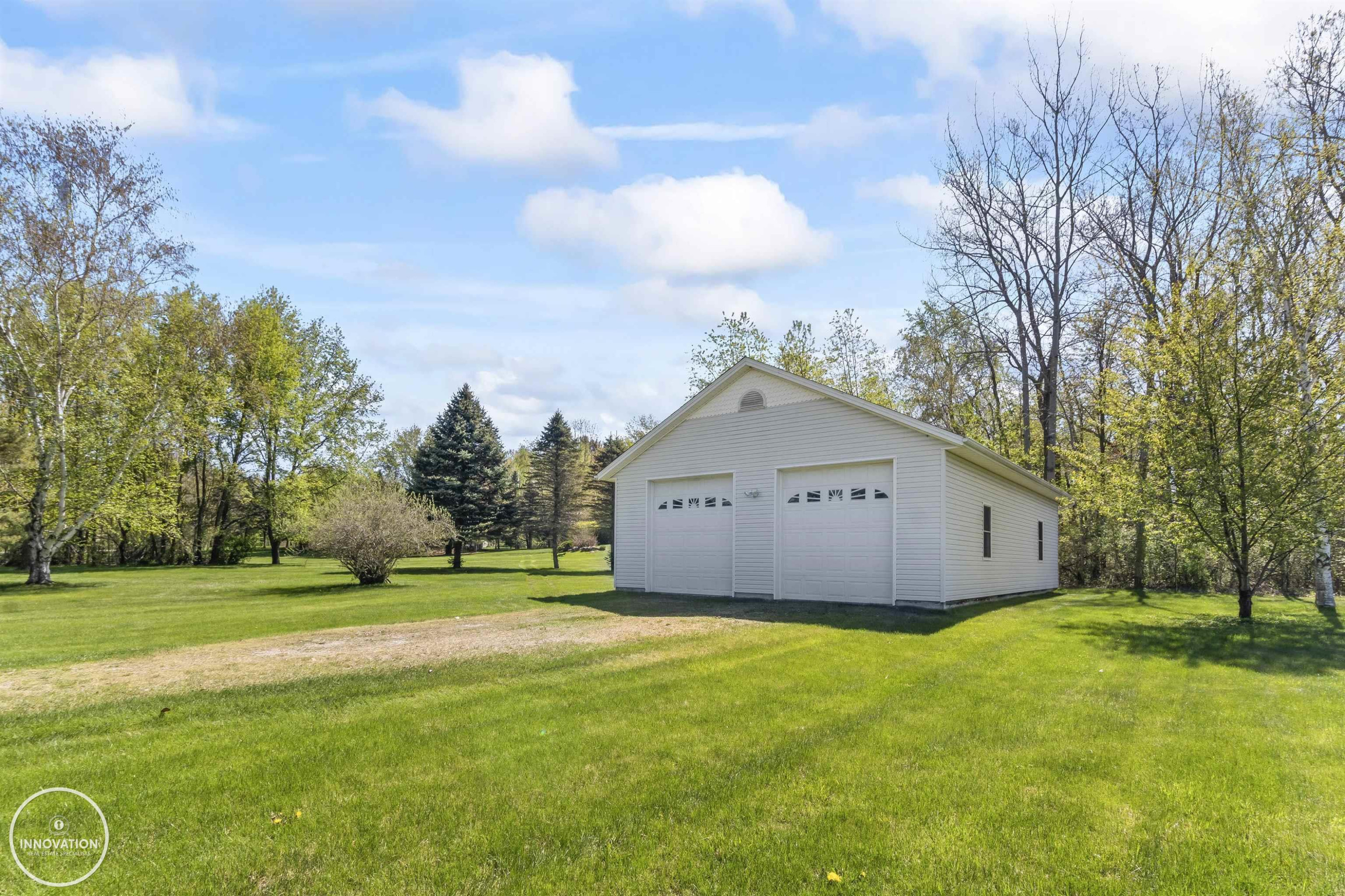 11078 Clar Eve Drive, Otisville, MI 48463 — Photo 4