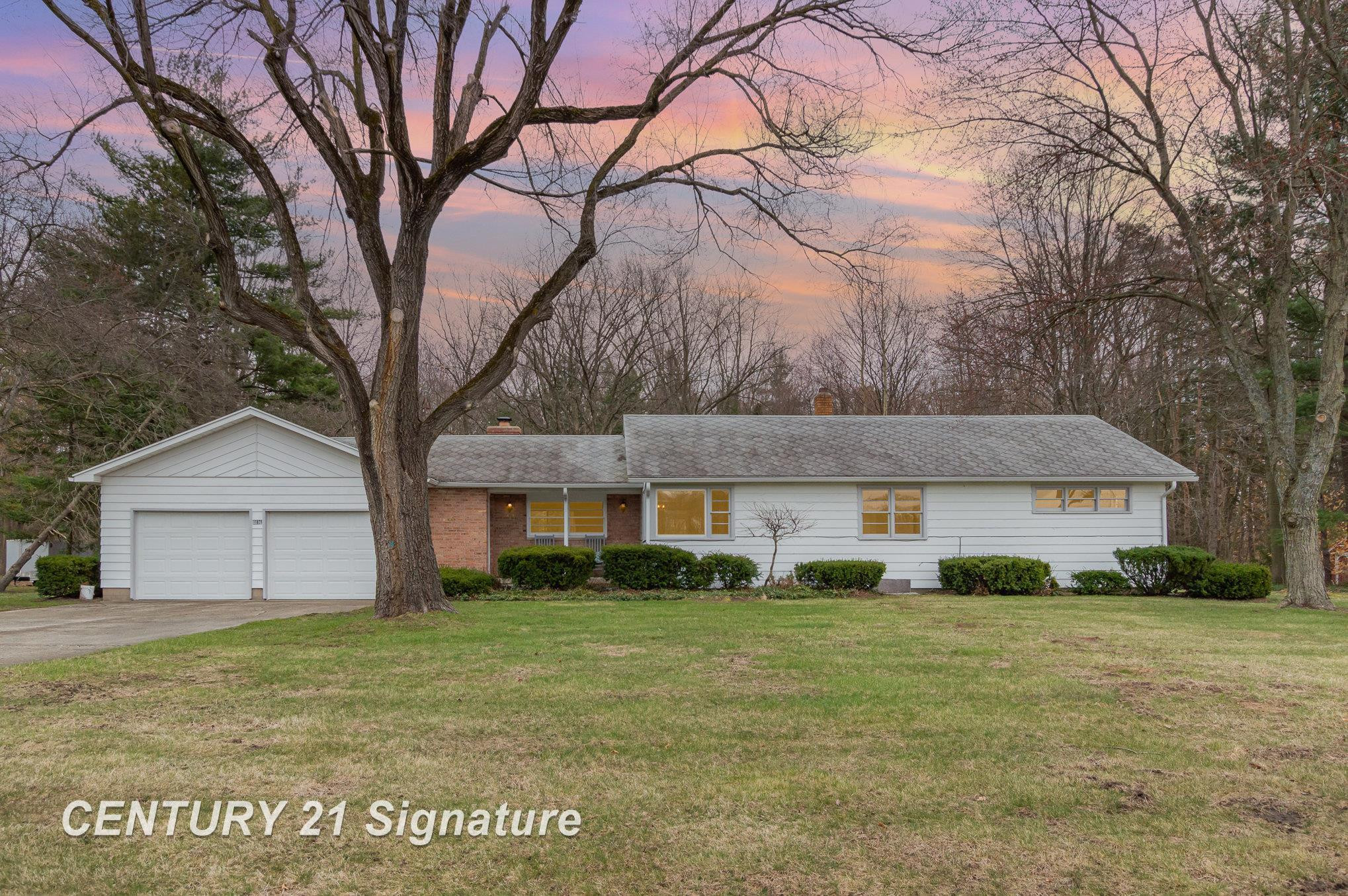 10931 S Graham Road, Saint Charles, MI 48655 — Photo 2