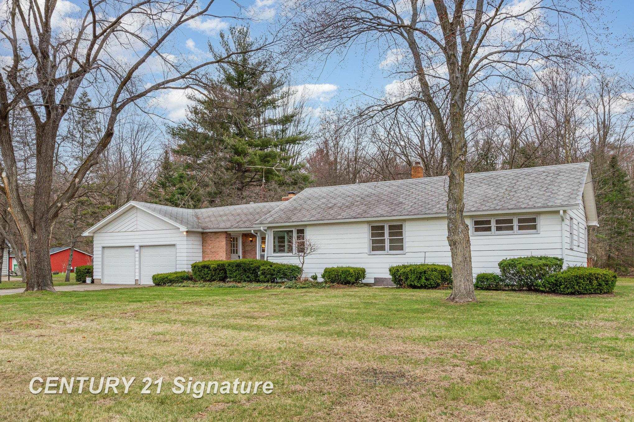 10931 S Graham Road, Saint Charles, MI 48655 — Photo 3