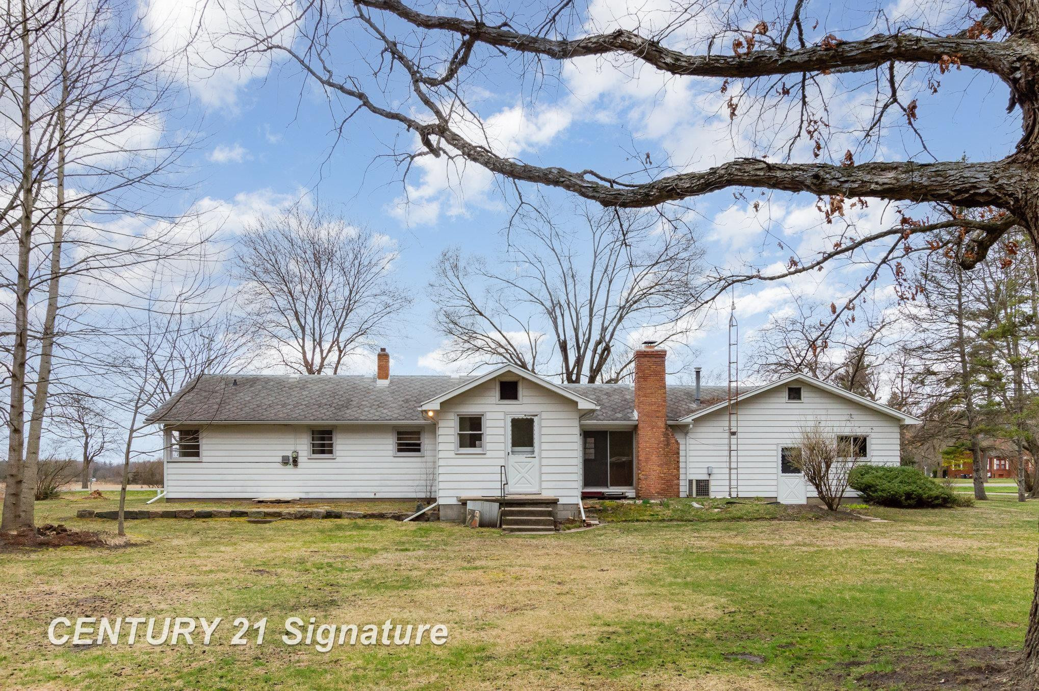 10931 S Graham Road, Saint Charles, MI 48655 — Photo 25