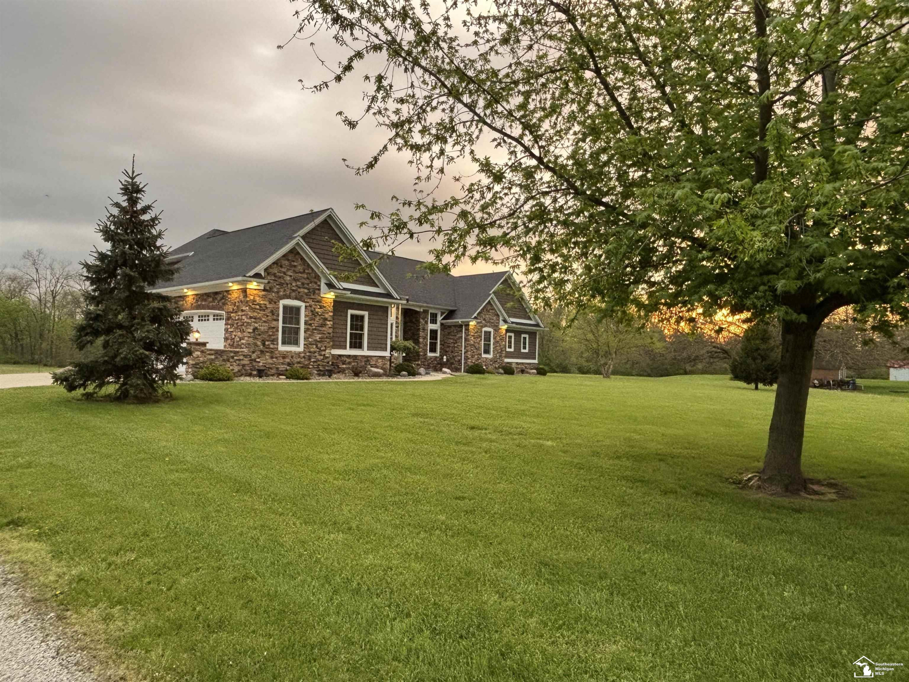 4635 Laplaisance Road, La Salle, MI — Photo 37