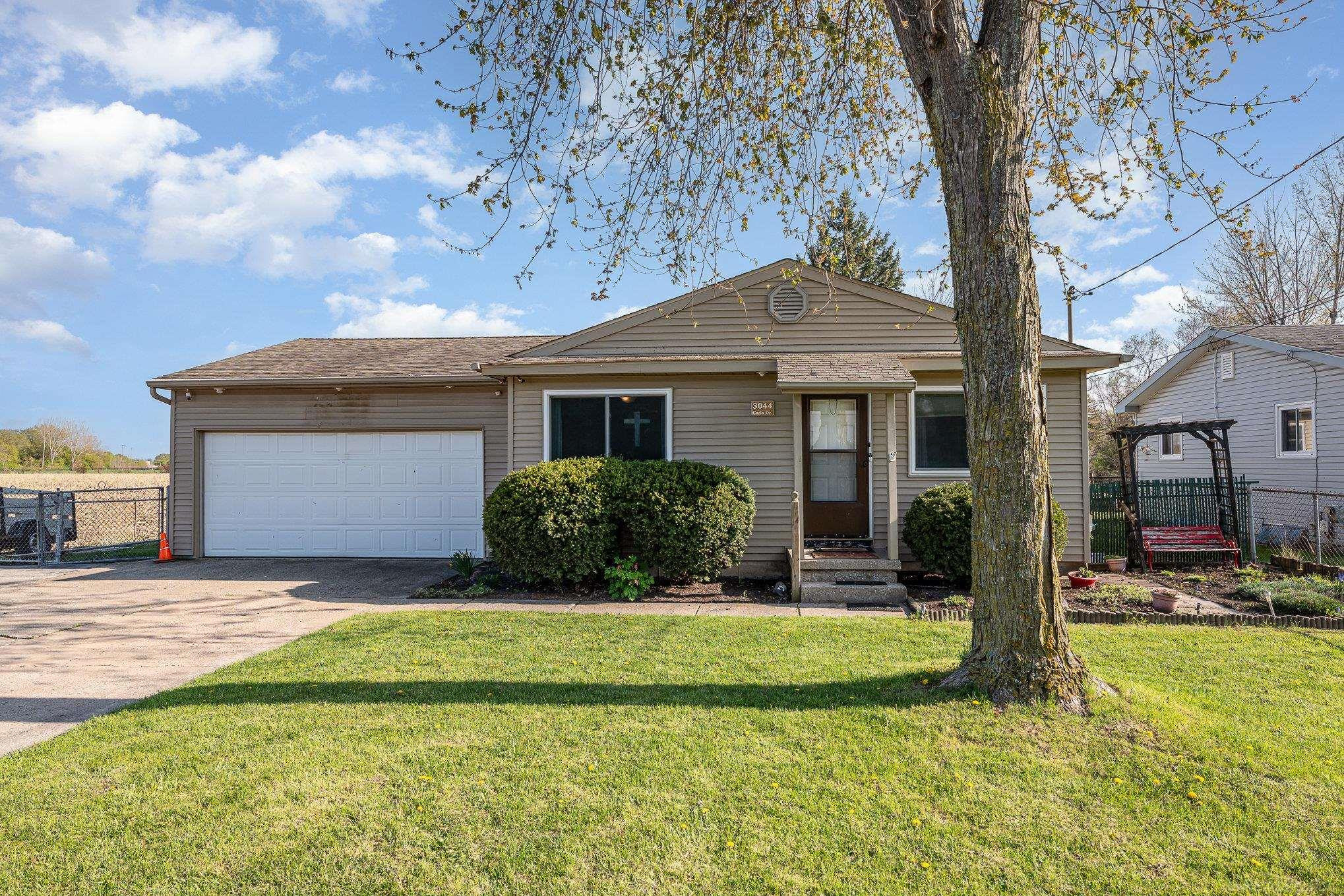 3044 Carla Drive, Carrollton, MI 48604 — Photo 2