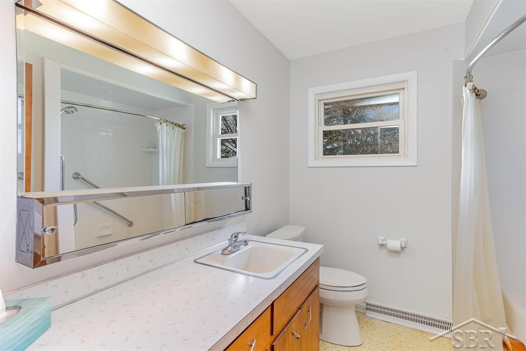 5630 N Center Road, Saginaw, MI 48604 — Photo 9