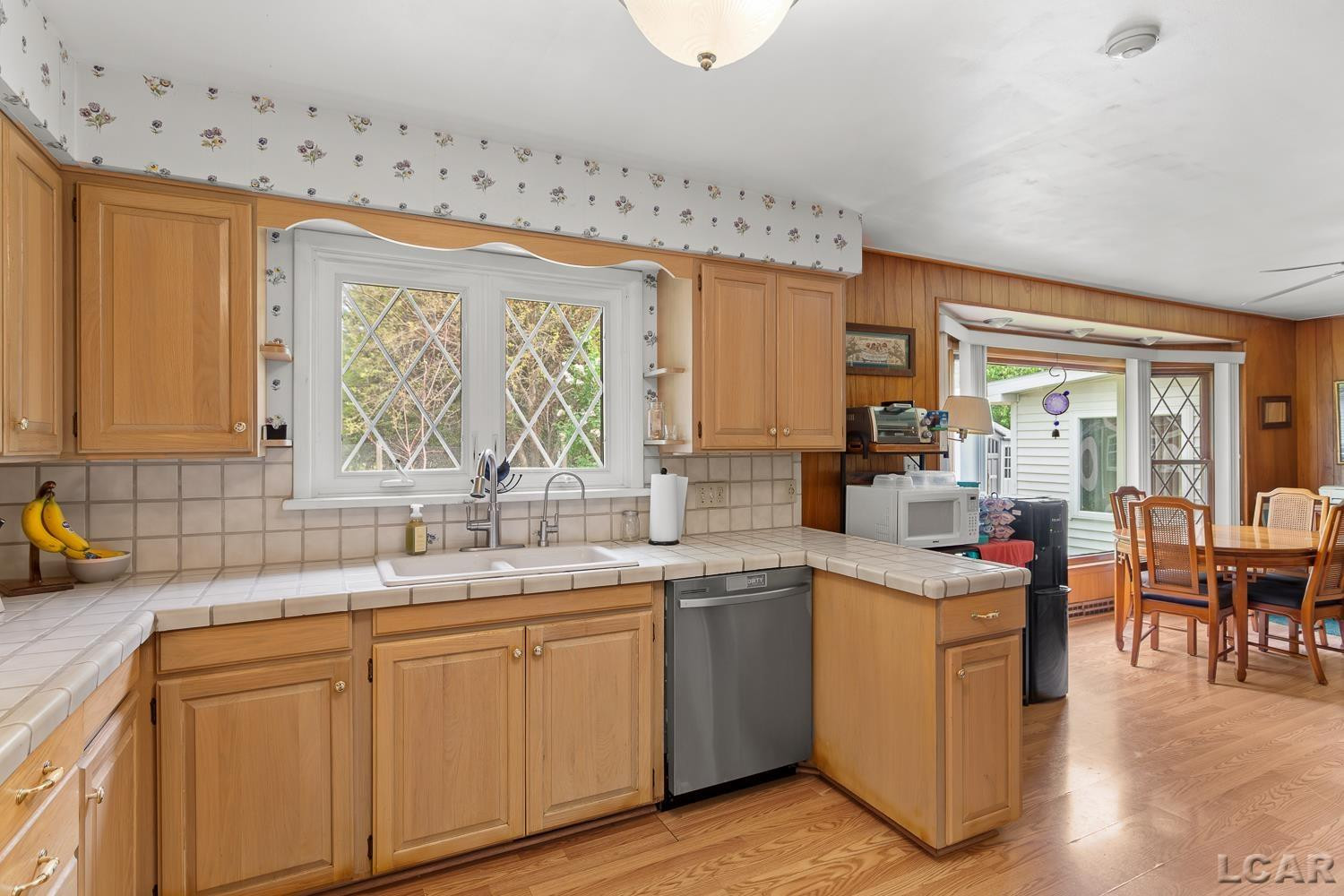 465 N Lane Street, Blissfield, MI 49228 — Photo 8