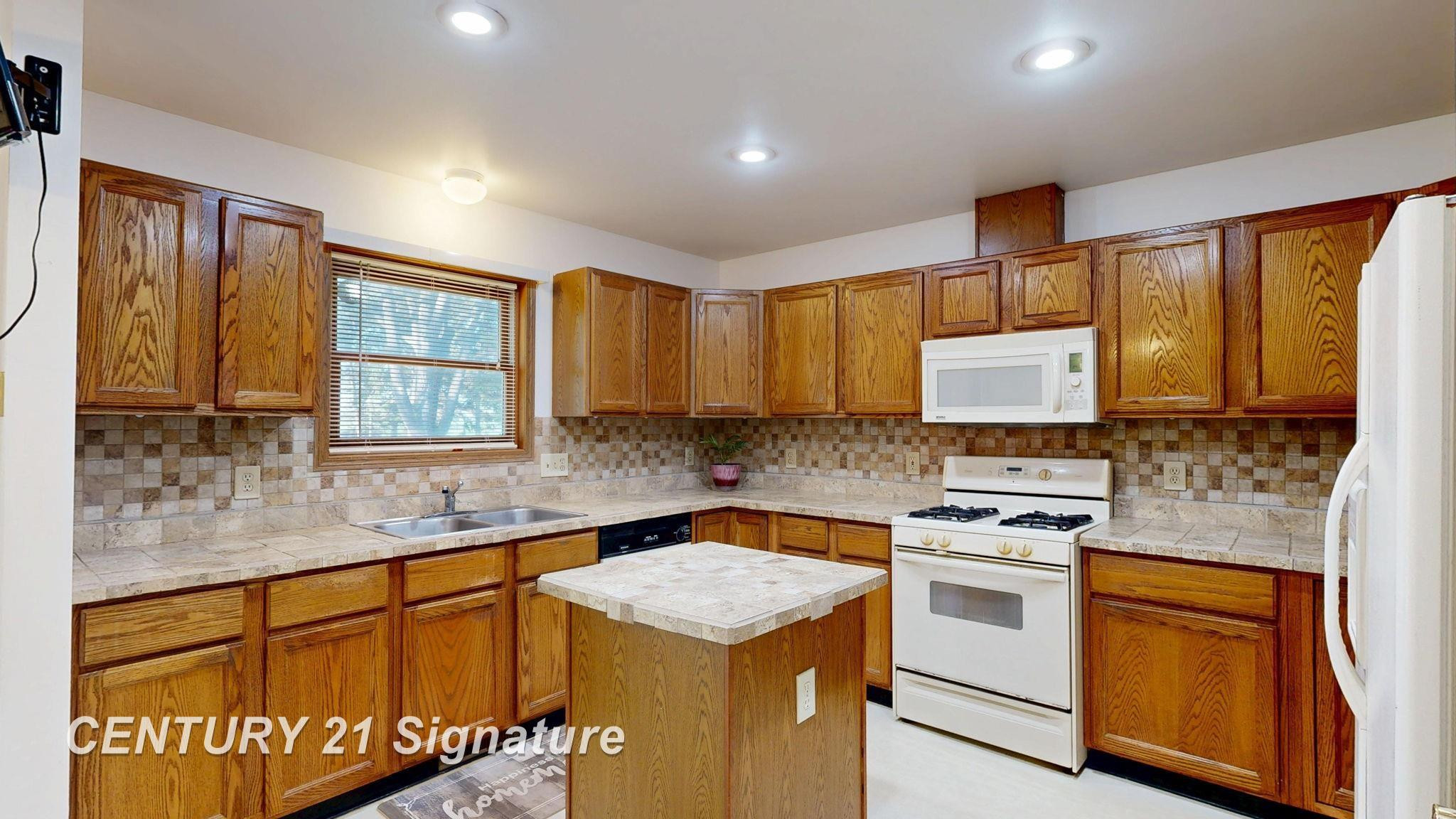 5530 Hess Road, Saginaw, MI 48601 — Photo 24