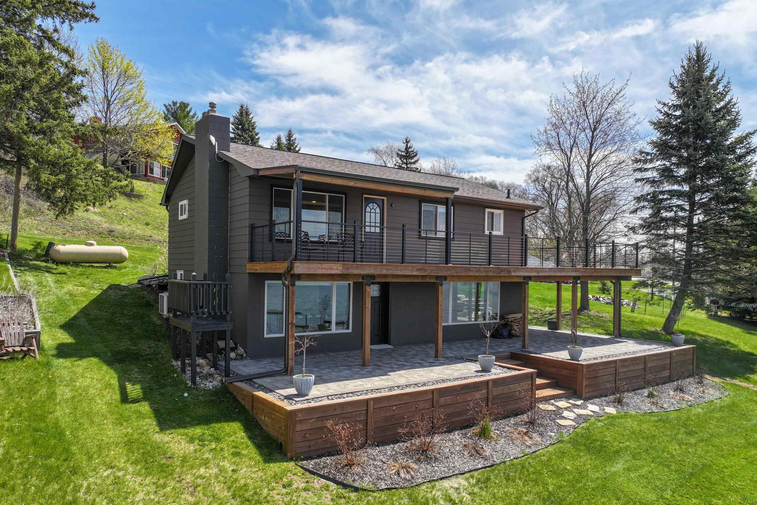 885 Hawthorne Drive, Lupton, MI 48635 — Photo 4