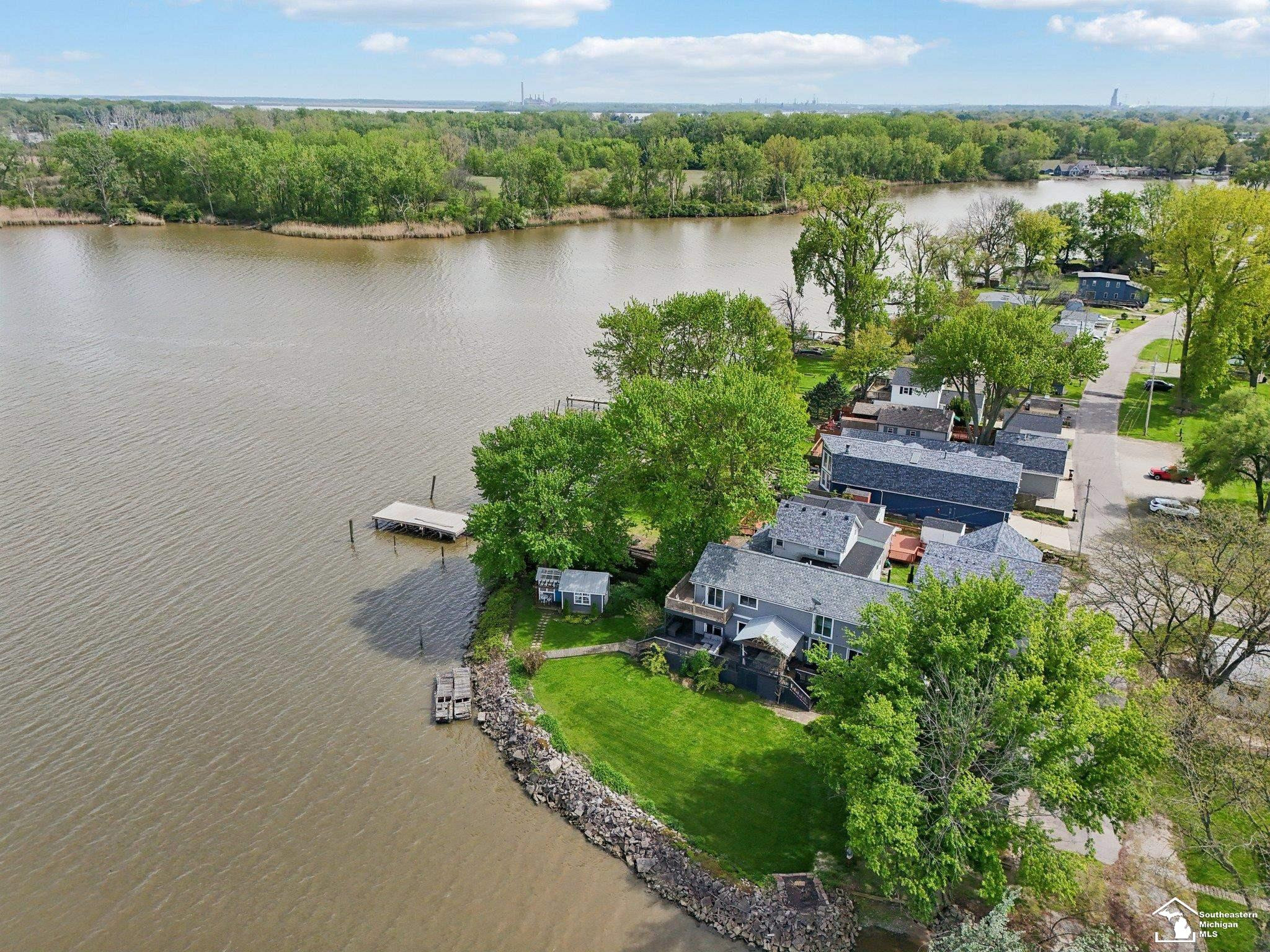 3131 Morin Point Street, Erie, MI — Photo 4
