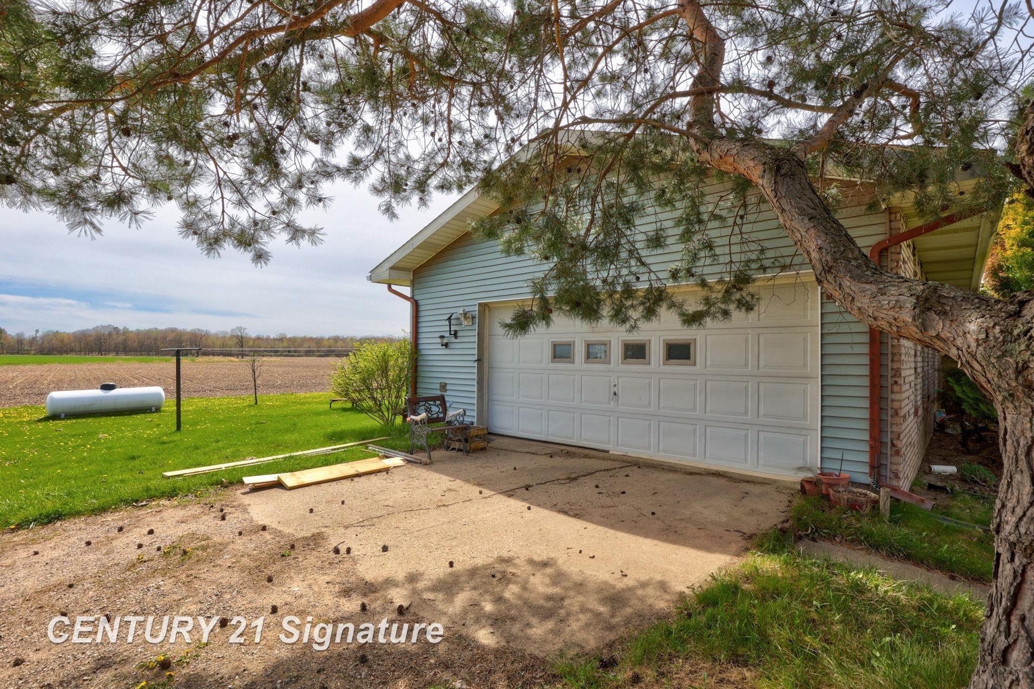 12595 Brant Road, Saginaw, MI 48655 — Photo 5