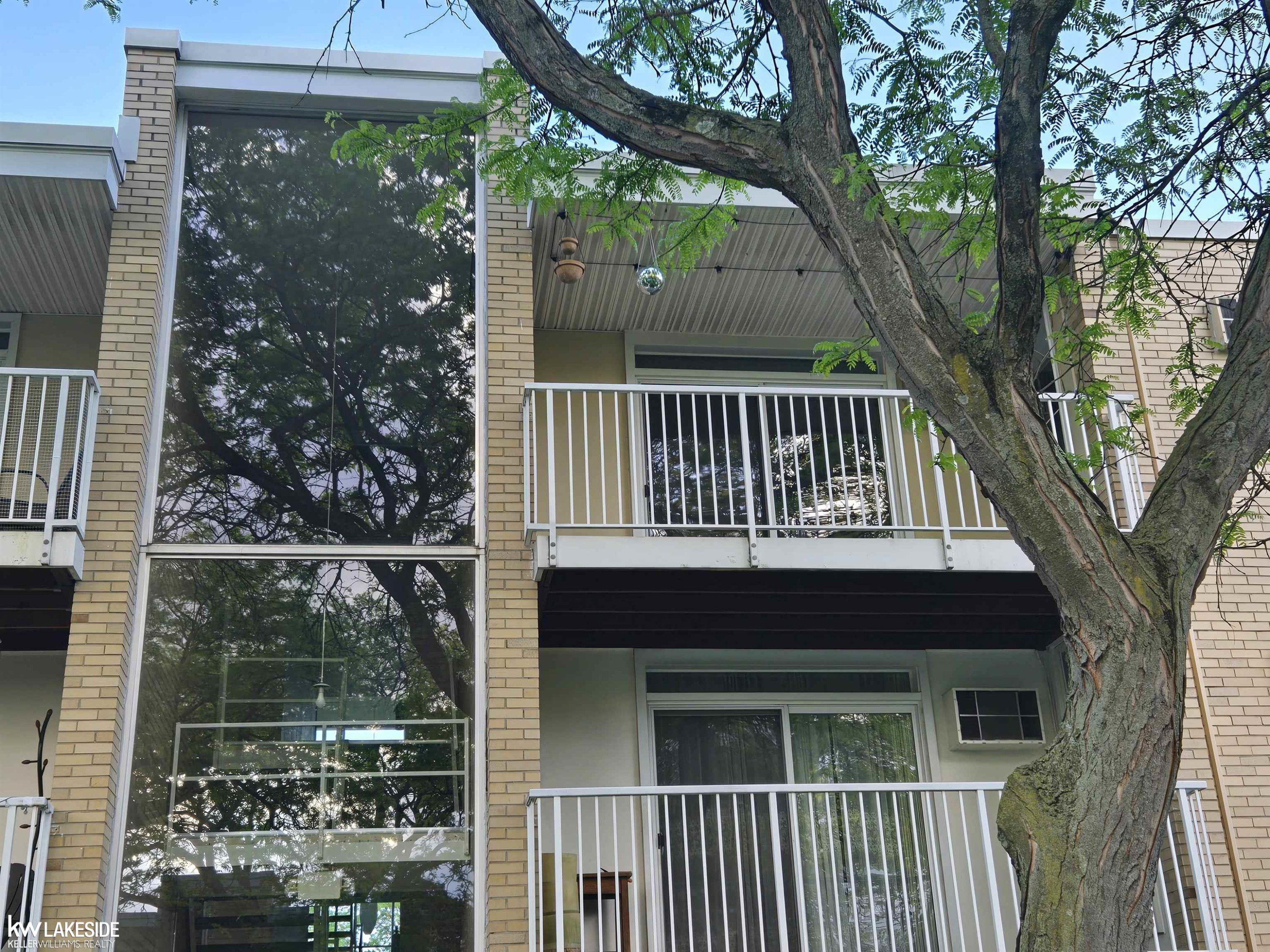 4909 Crooks D10 Road, 10 D, Royal Oak, MI 48073 — Photo 3