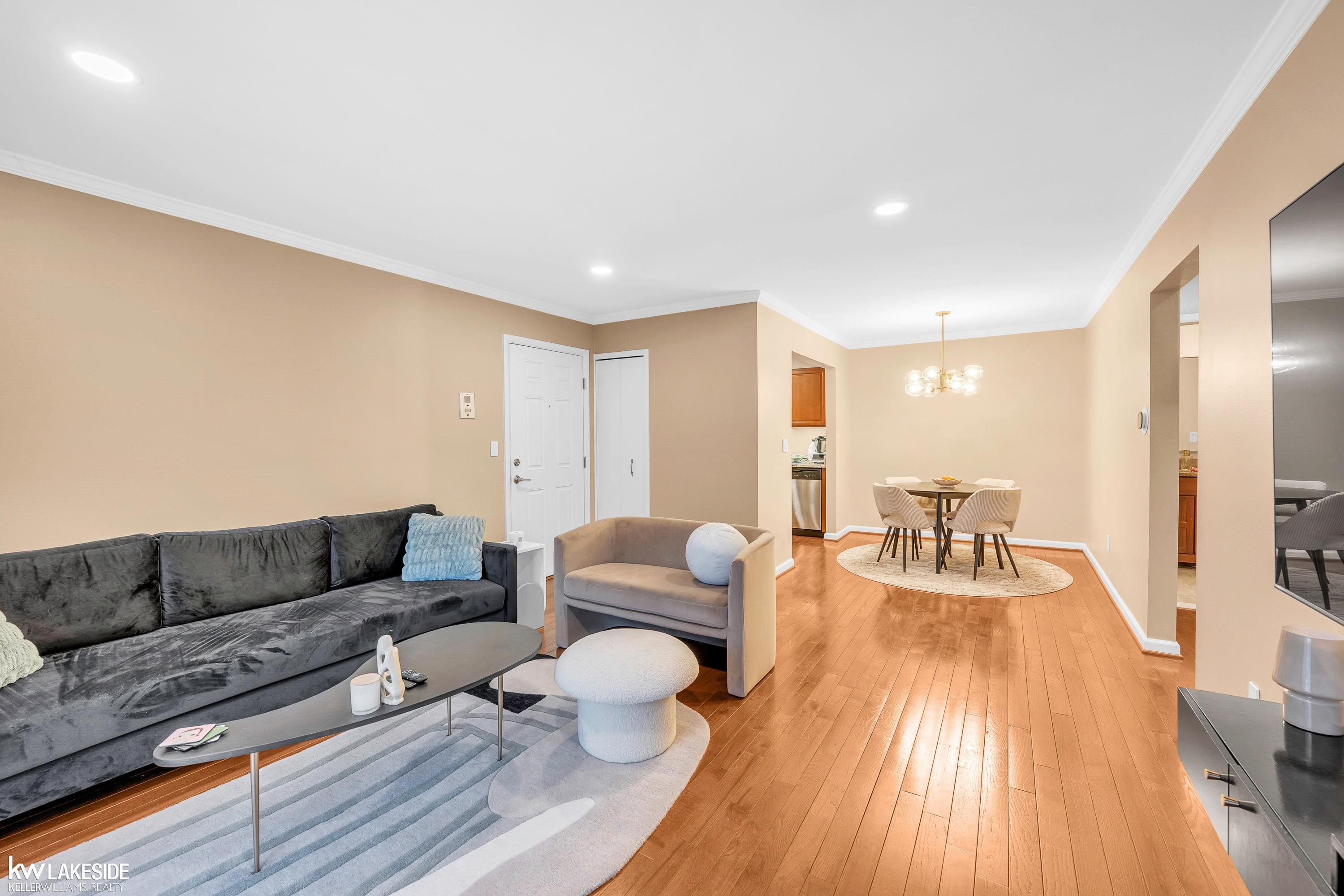 4909 Crooks D10 Road, 10 D, Royal Oak, MI 48073 — Photo 6