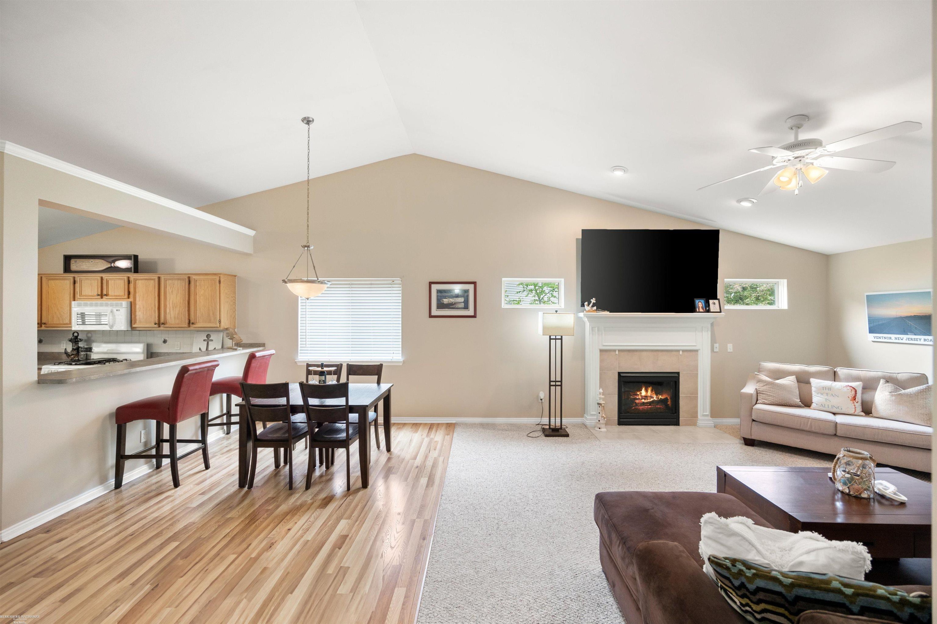 422 Converse Court, Lake Orion, MI 48362 — Photo 9
