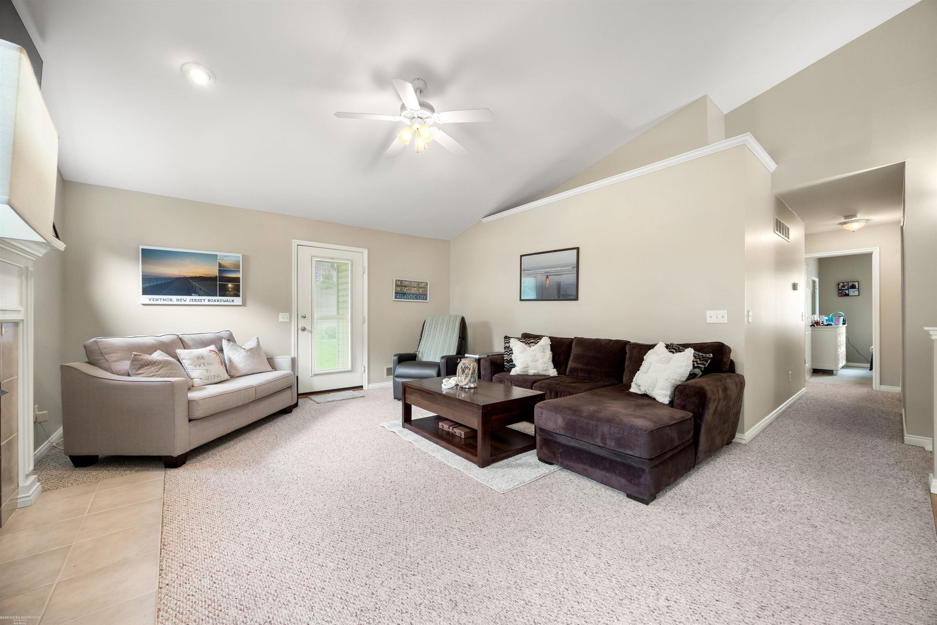 422 Converse Court, Lake Orion, MI 48362 — Photo 10