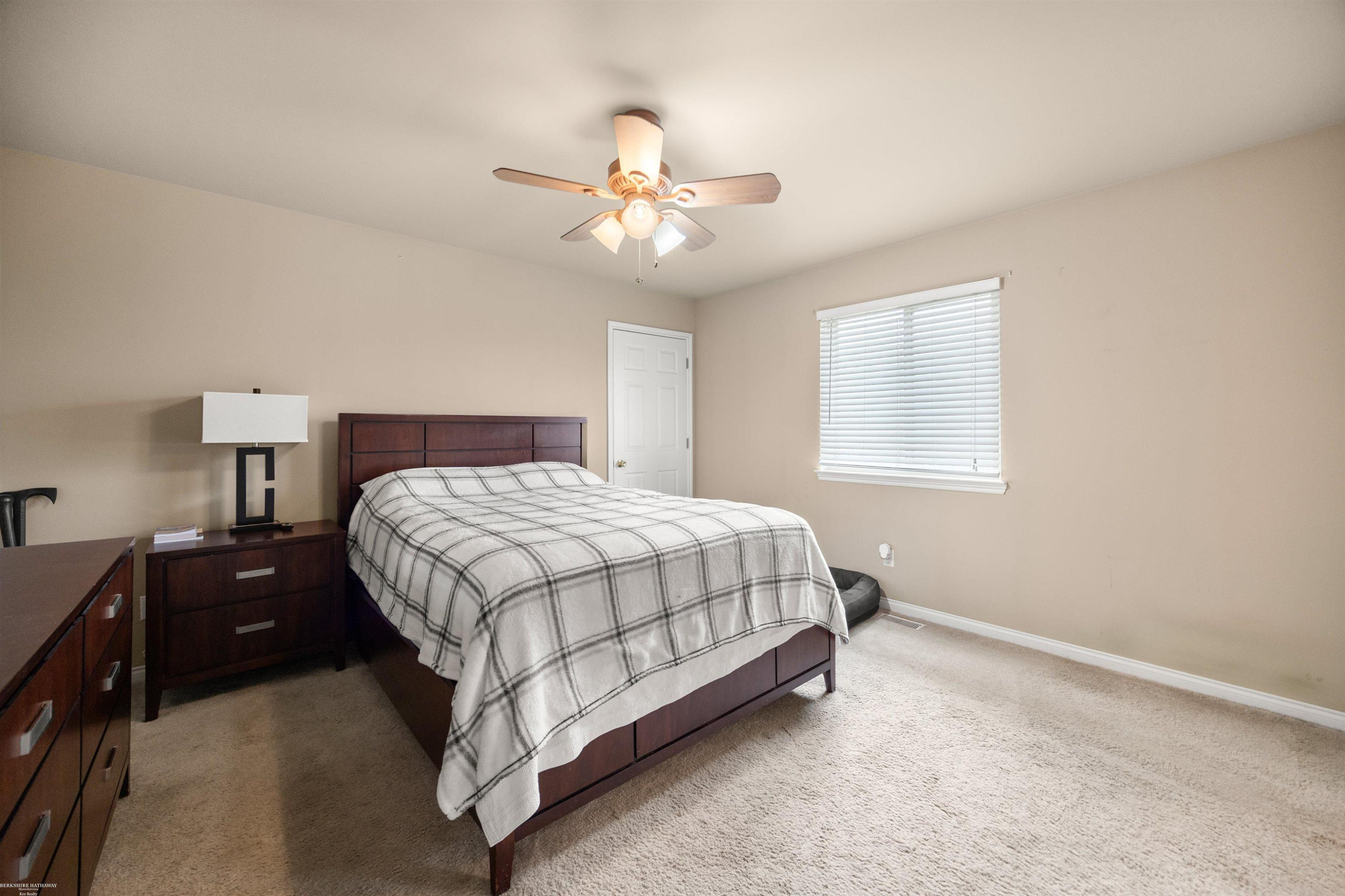 422 Converse Court, Lake Orion, MI 48362 — Photo 18