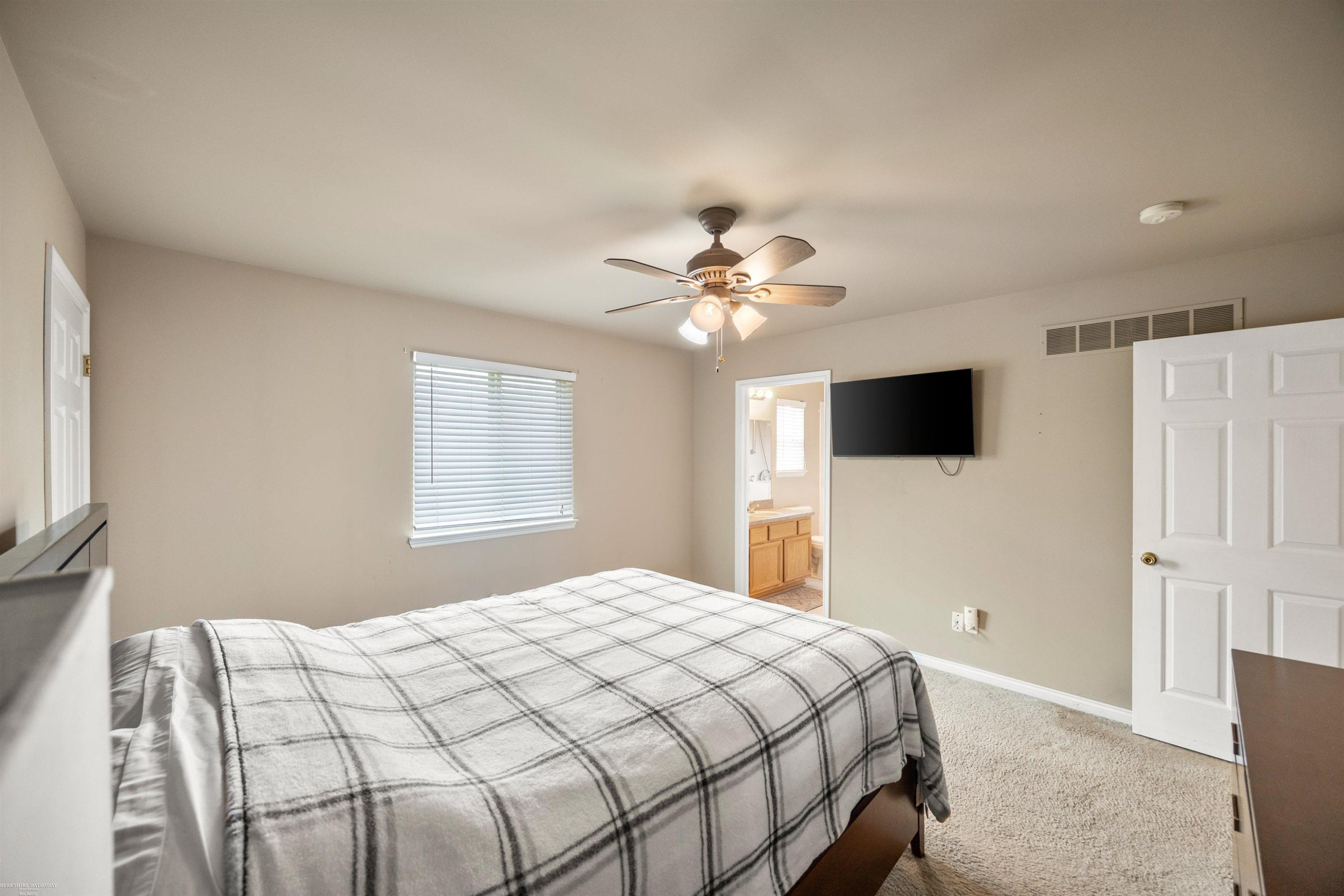 422 Converse Court, Lake Orion, MI 48362 — Photo 19