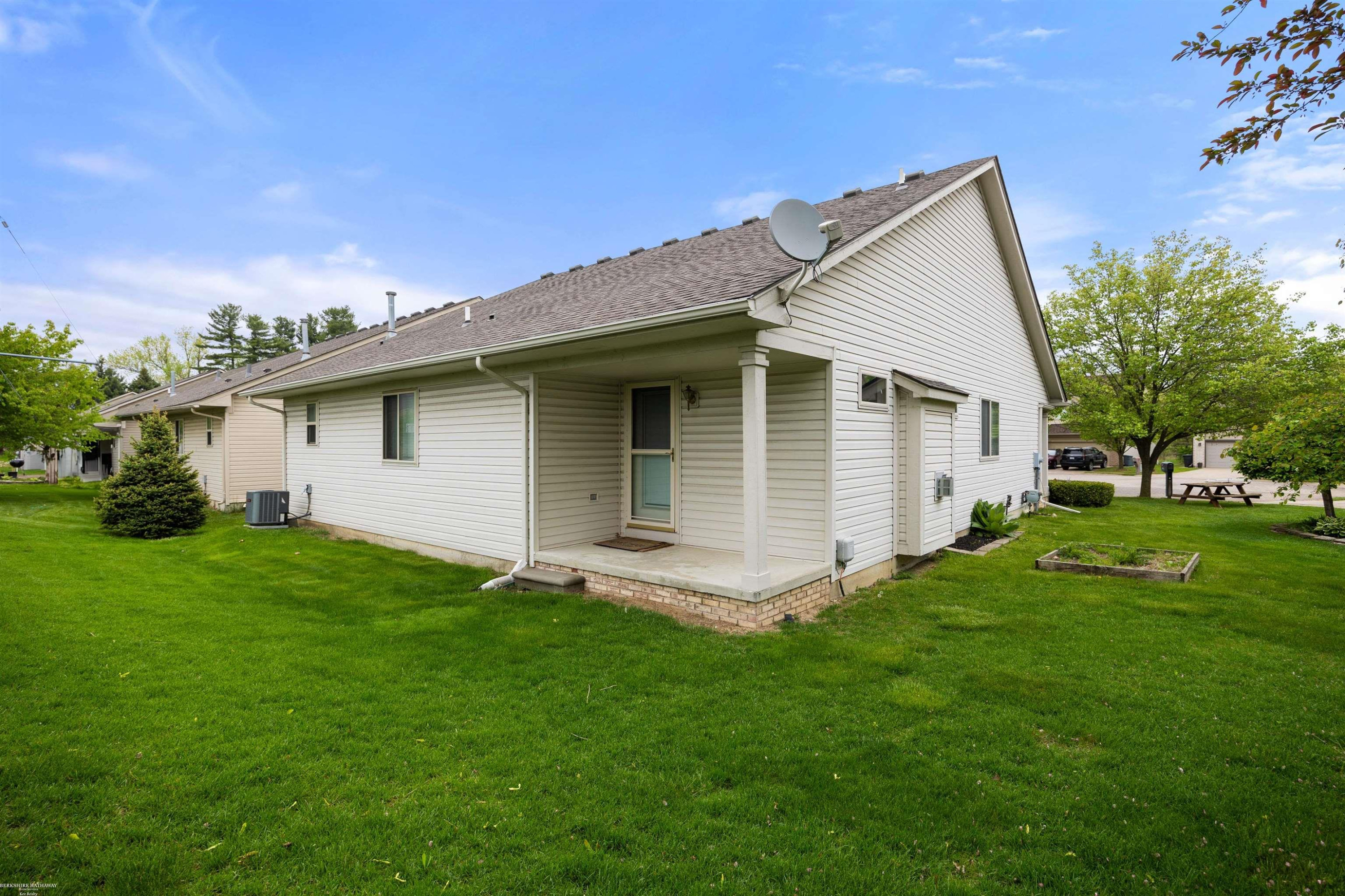 422 Converse Court, Lake Orion, MI 48362 — Photo 23