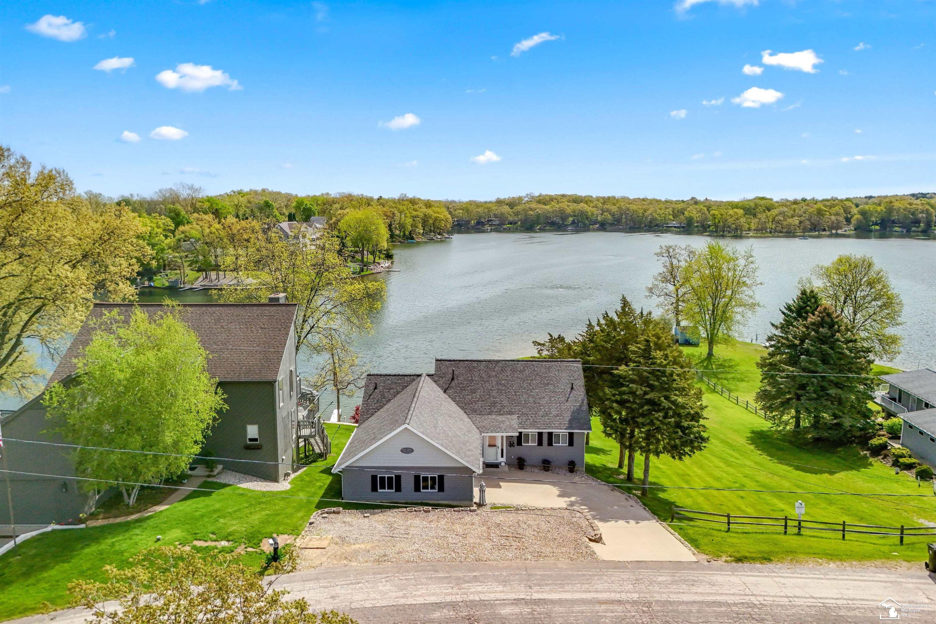 11799 Greenbriar Drive, Jerome, MI 49249 — front exterior