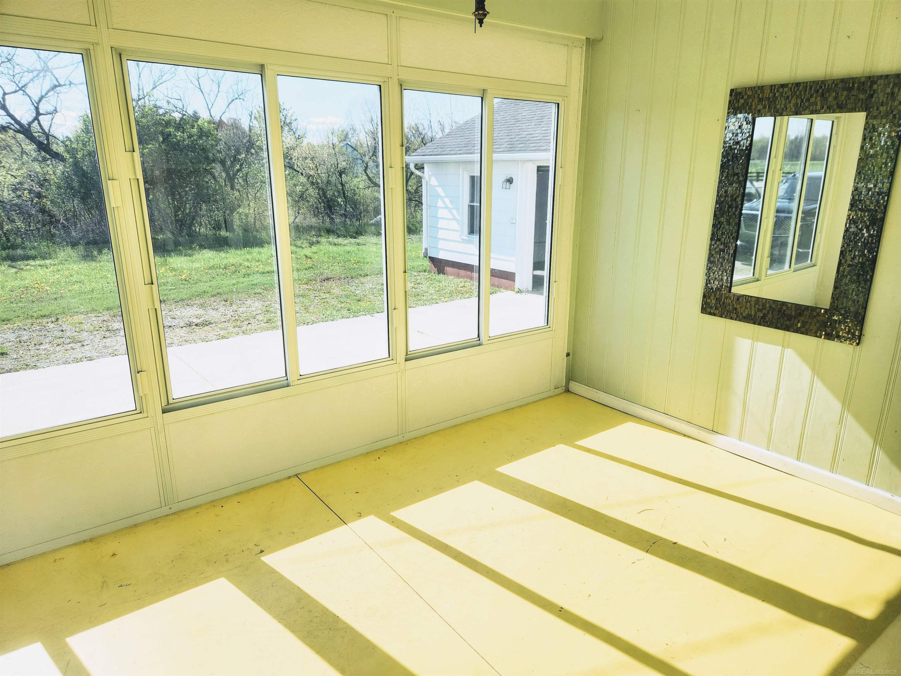 5862 St Clair Highway, MI — Photo 35