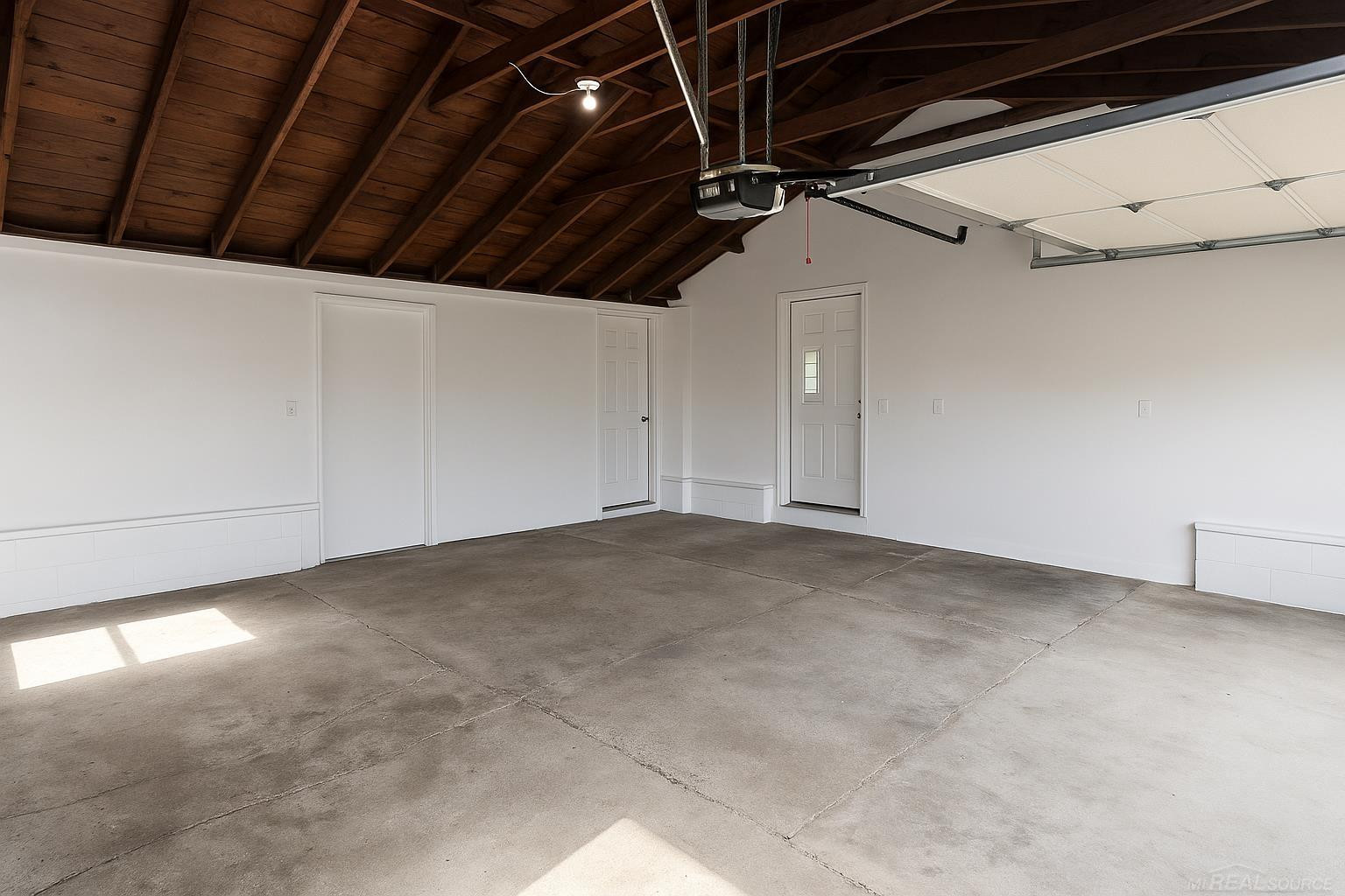 5862 St Clair Highway, MI — Photo 43