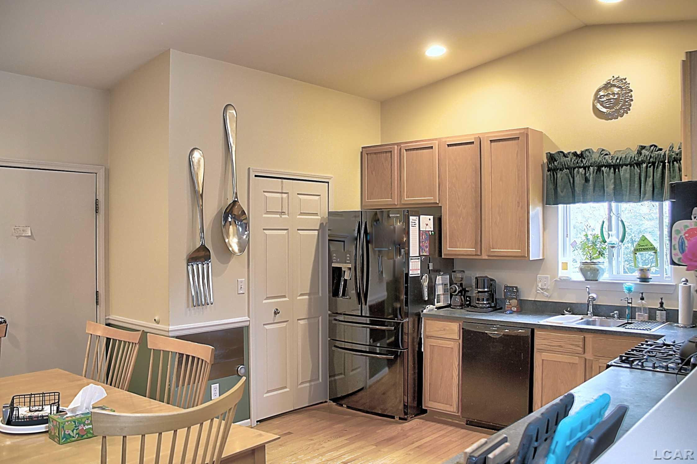 9299 Parkland Drive, Ypsilanti, MI 48197 — Photo 4