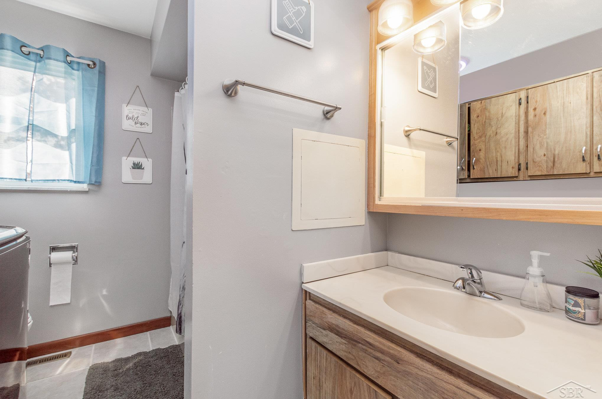2280 S Thomas Road, Saginaw, MI 48609 — Photo 15
