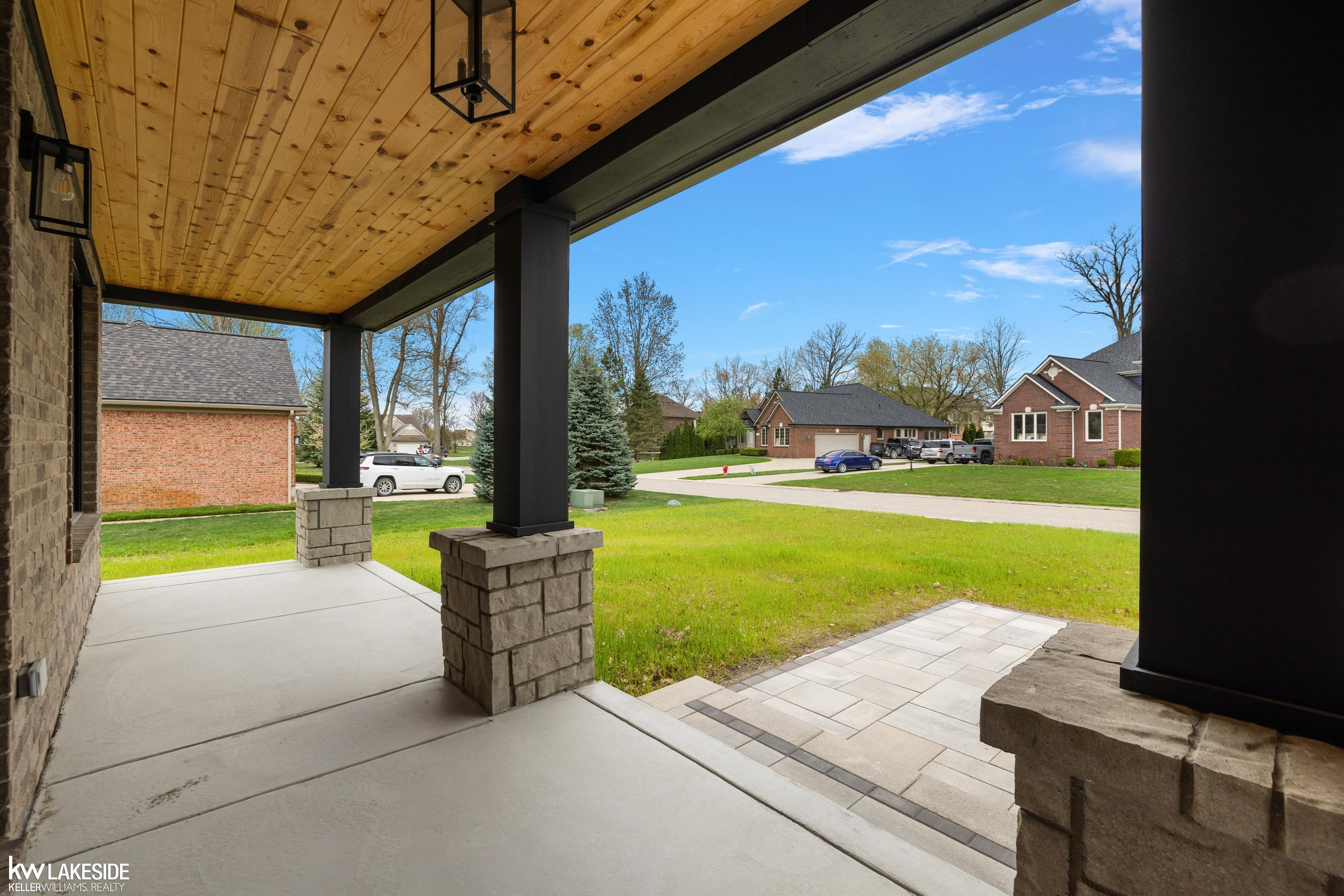 68198 Lake Angela Pointe, Richmond, MI 48062 — Photo 4