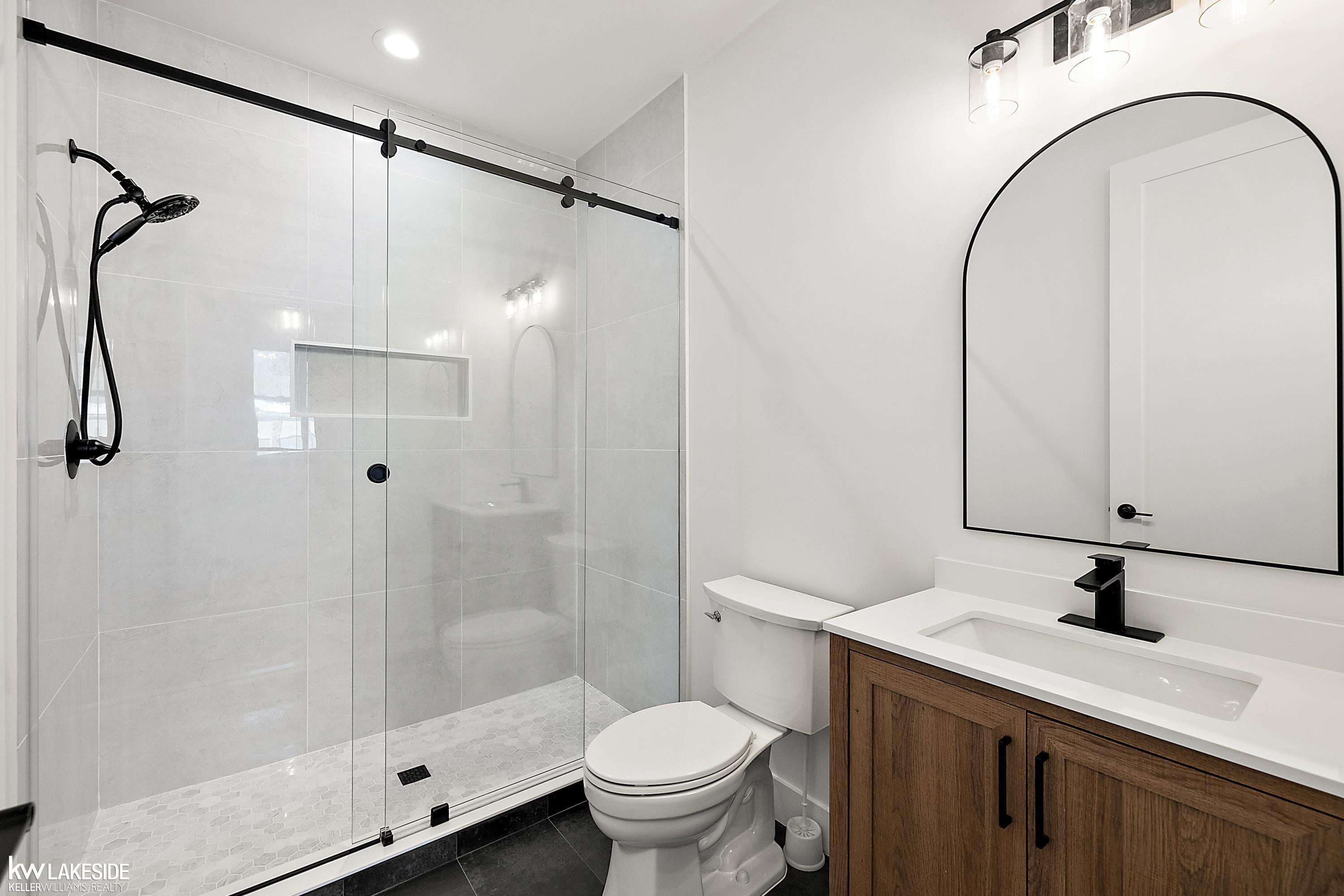 68198 Lake Angela Pointe, Richmond, MI 48062 — Photo 17