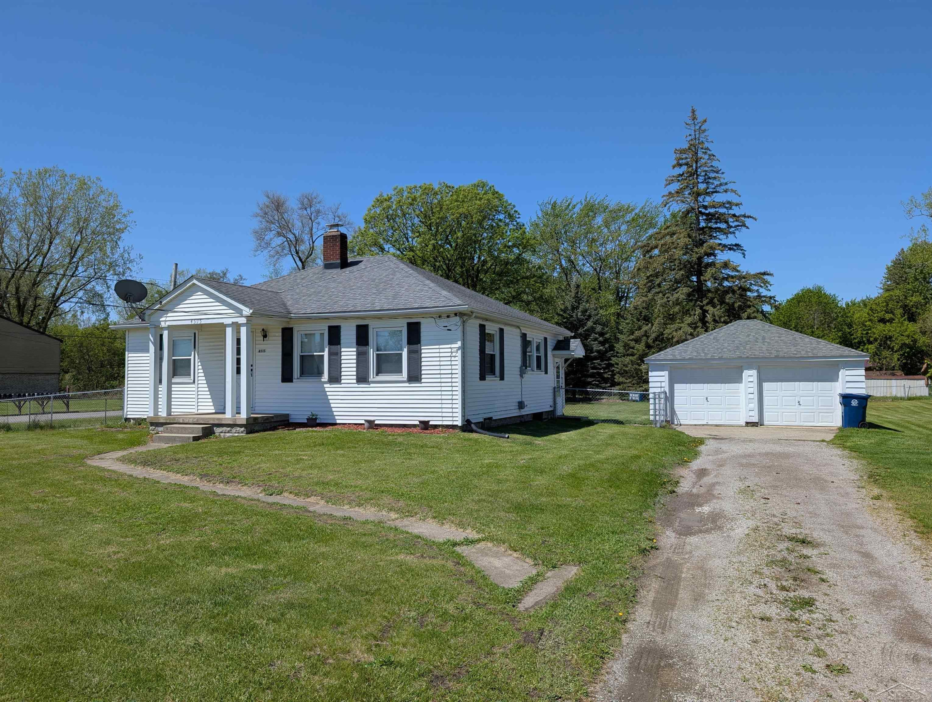 4515 N Michigan Road, Carrollton, MI 48604 — Photo 2