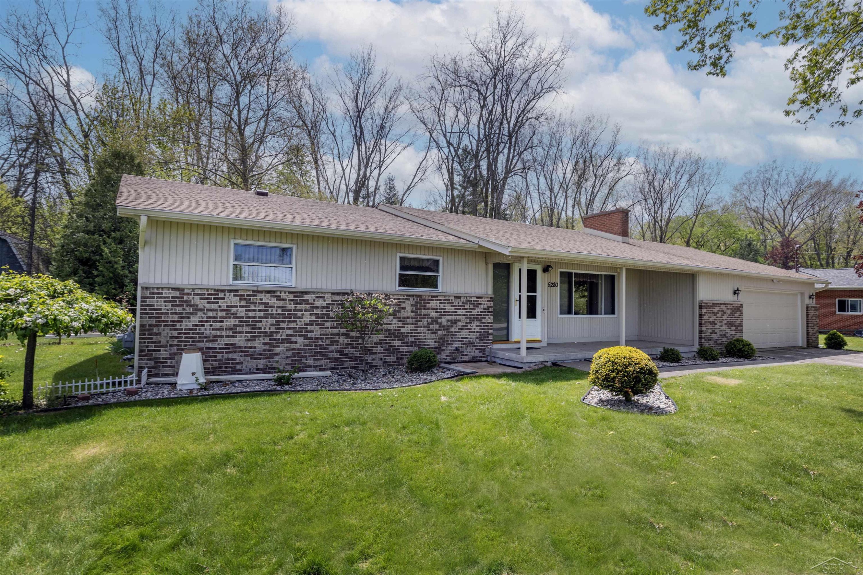 5280 Eldorado Drive, Bridgeport, MI 48722 — Photo 3