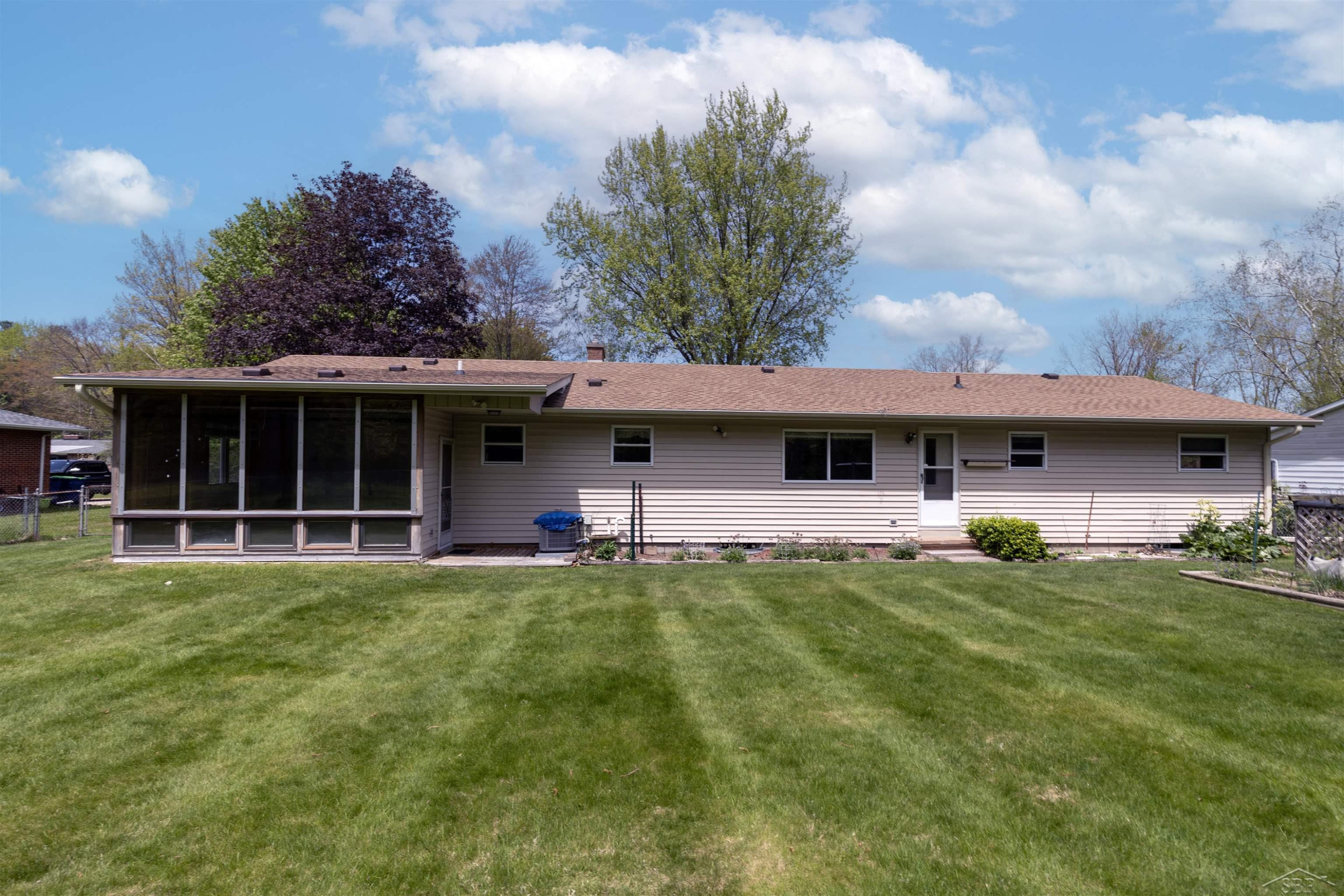 5280 Eldorado Drive, Bridgeport, MI 48722 — Photo 6