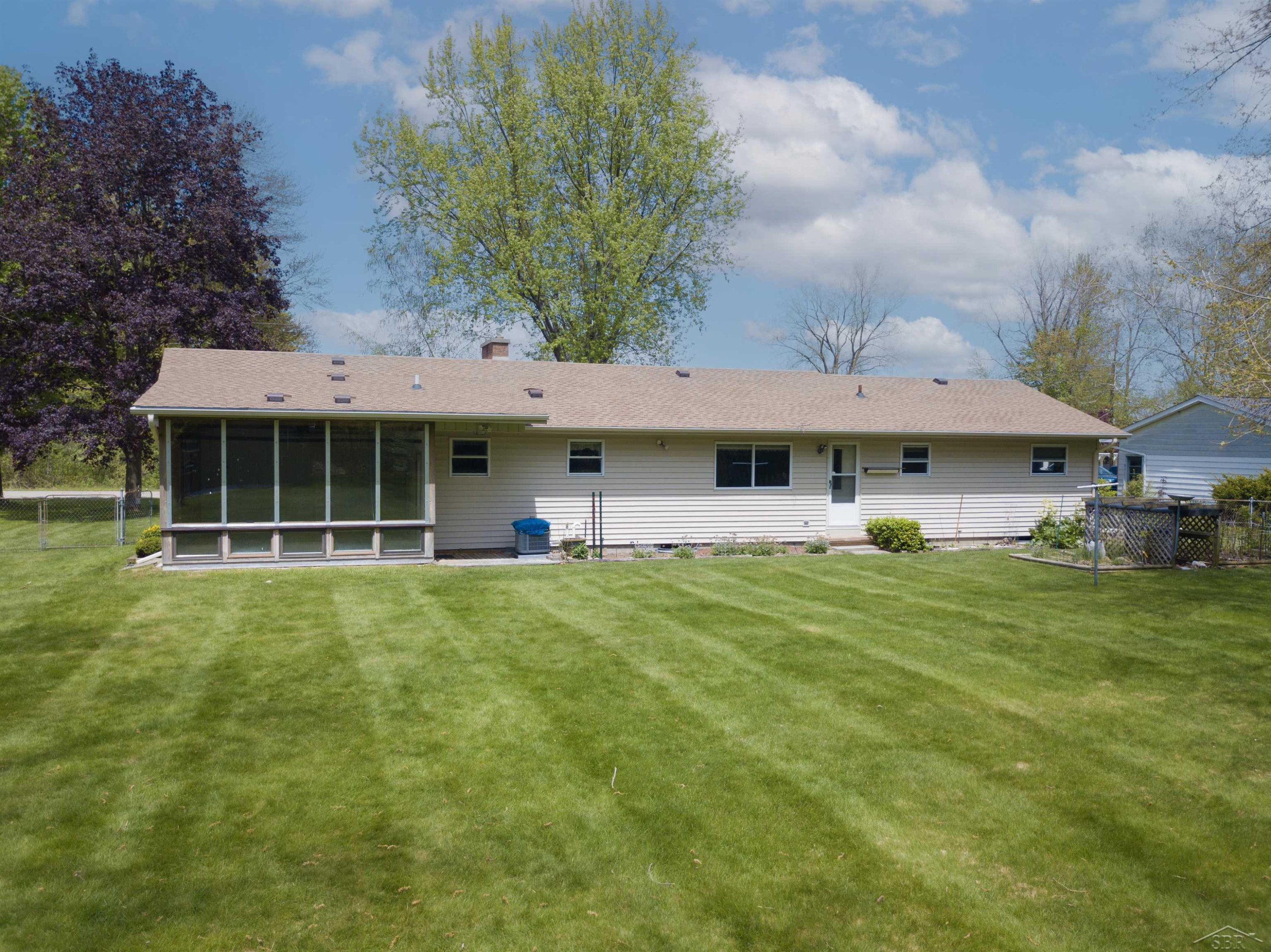 5280 Eldorado Drive, Bridgeport, MI 48722 — Photo 7