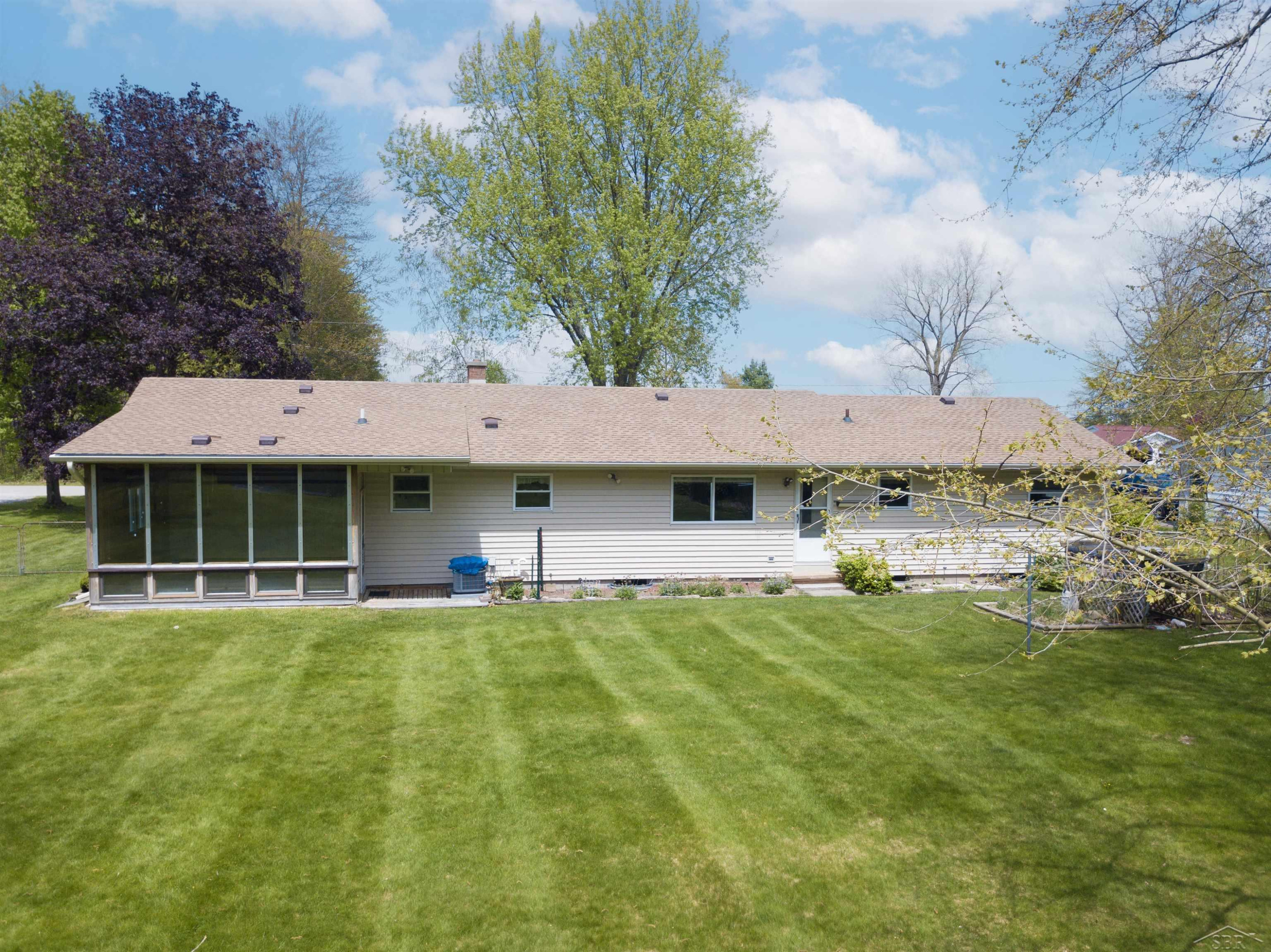 5280 Eldorado Drive, Bridgeport, MI 48722 — Photo 9