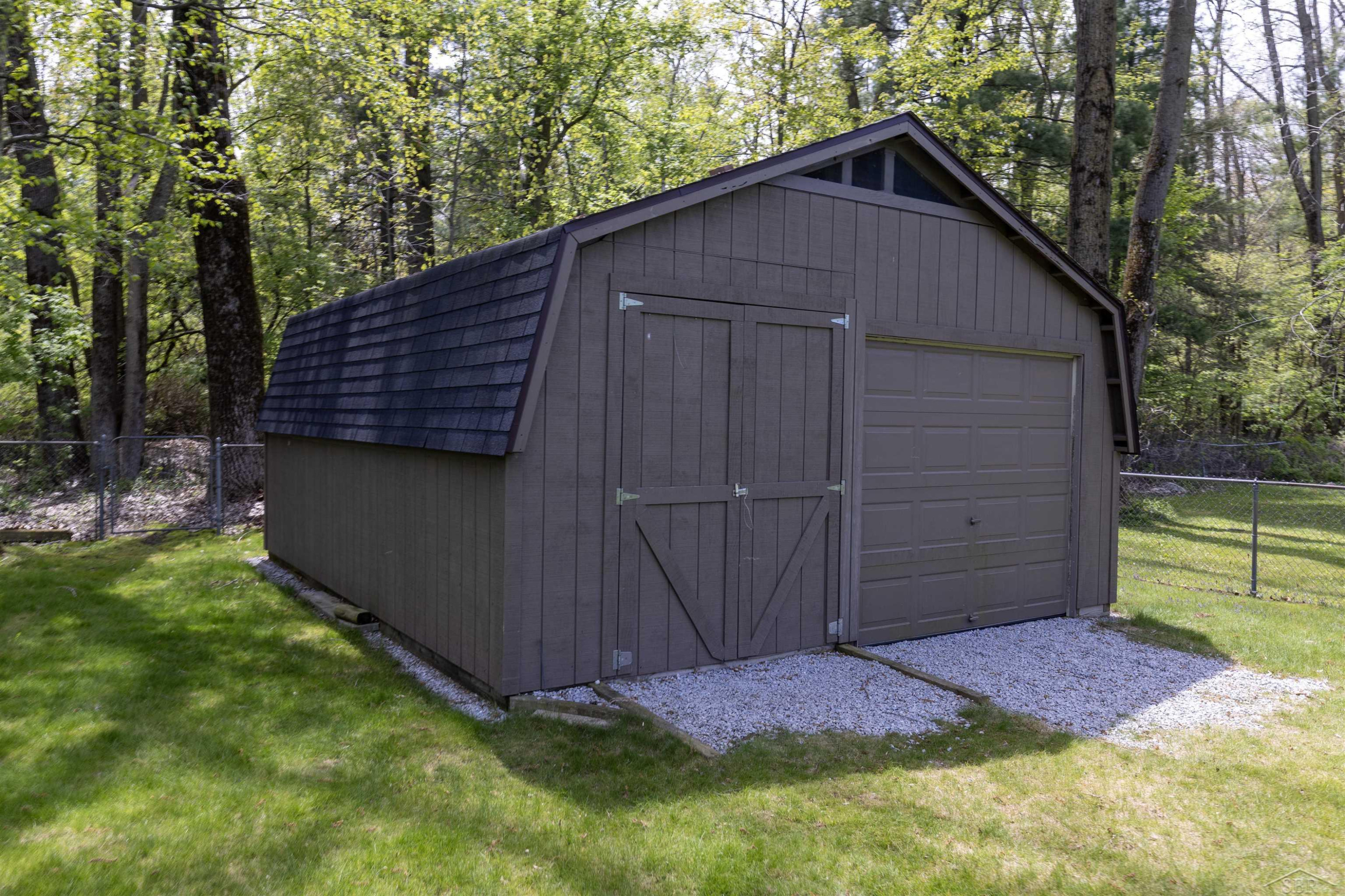 5280 Eldorado Drive, Bridgeport, MI 48722 — Photo 25