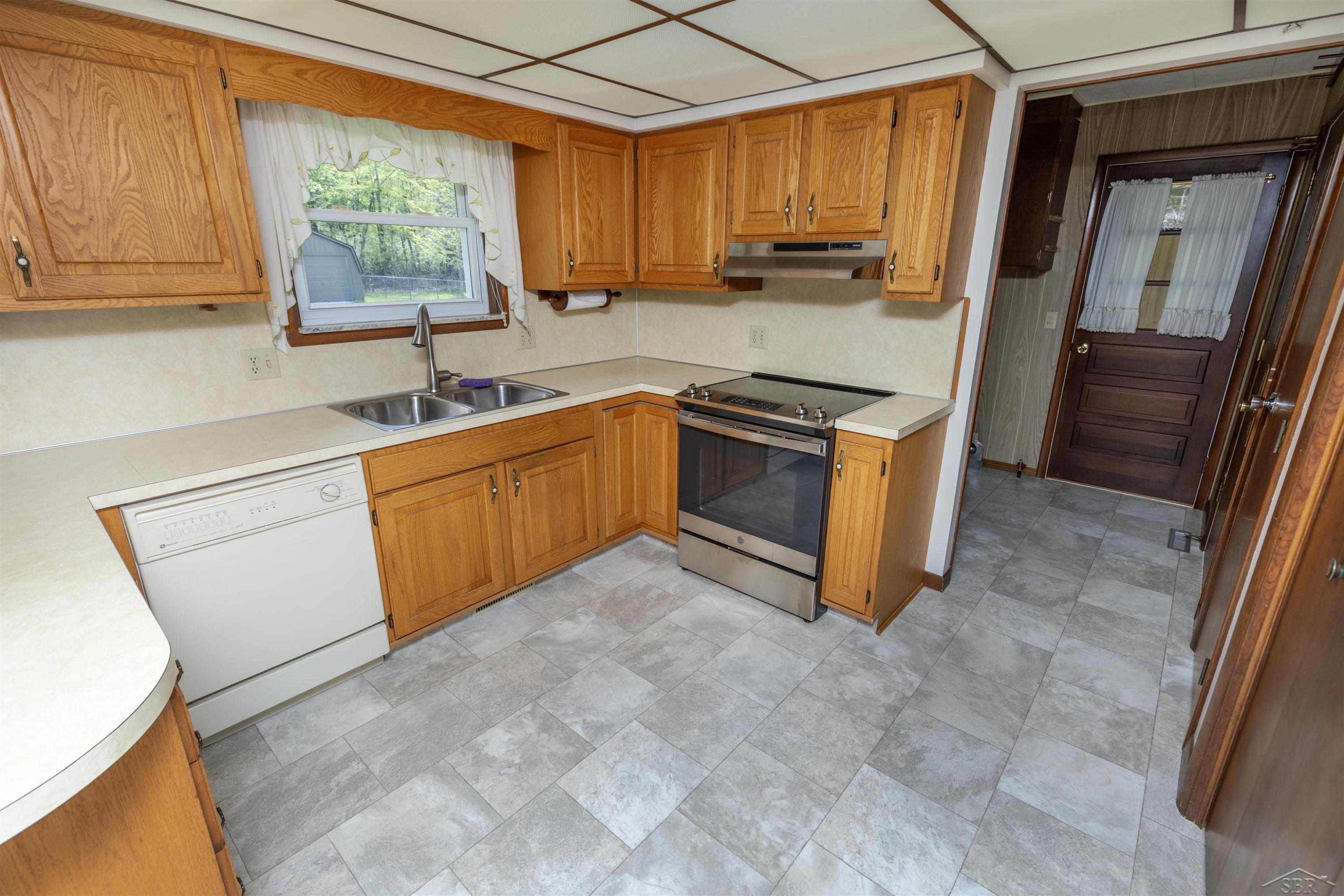 5280 Eldorado Drive, Bridgeport, MI 48722 — Photo 38