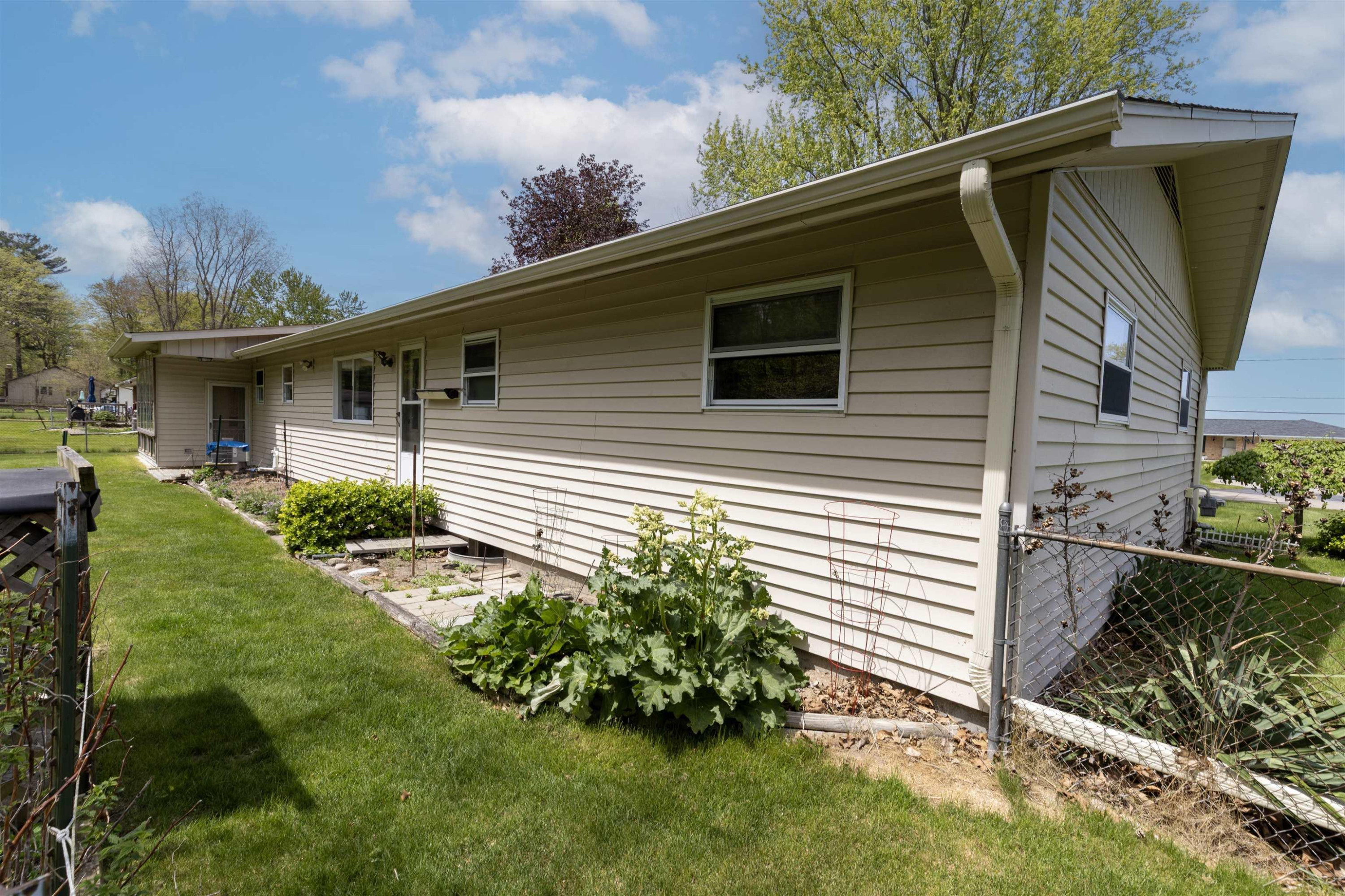 5280 Eldorado Drive, Bridgeport, MI 48722 — Photo 49